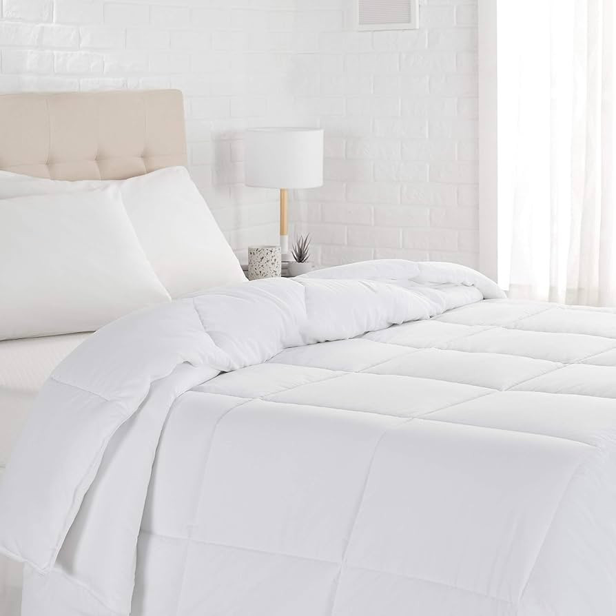 Amazon Basics Down Alternative Bedding Comforter Duvet Insert - Twin, White, Light | Amazon (US)
