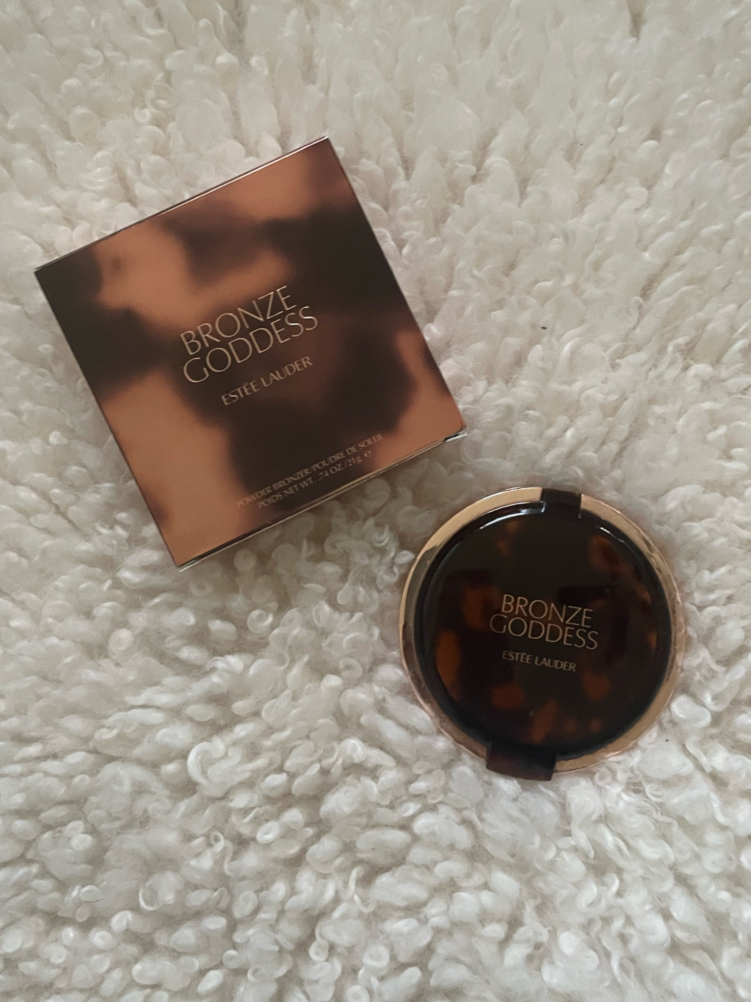 Gift idea for her 

#LTKHoliday #LTKBeauty #LTKGiftGuide