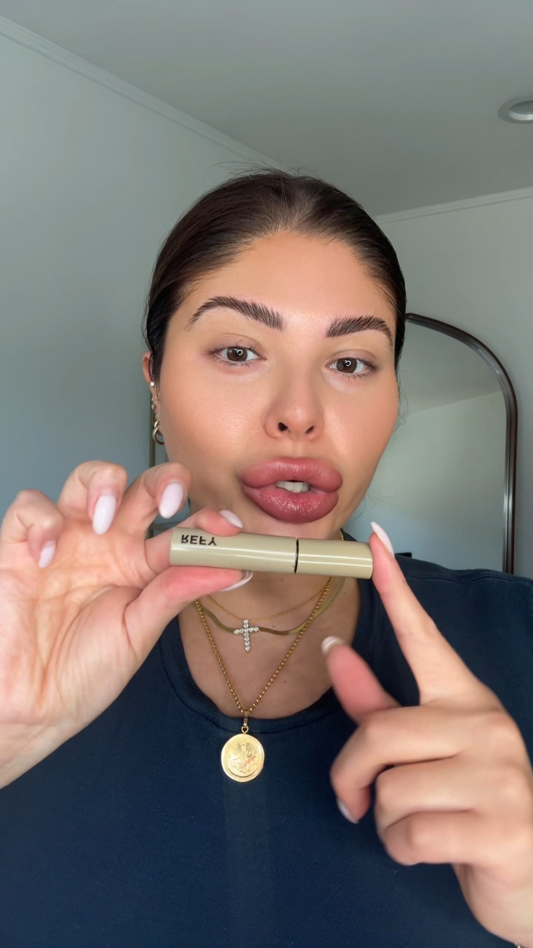 #BrowGoals #EasyBeauty #LessIsMore #QuickGlam #OnTheGoBeauty #BrowGel #REFYBeauty #NoFussBeauty #MakeupMustHave #EffortlessGlam #BrowsOnFleek #MakeupObsessed #BeautyFavorites #GlowyAndGlam #BrowRoutine