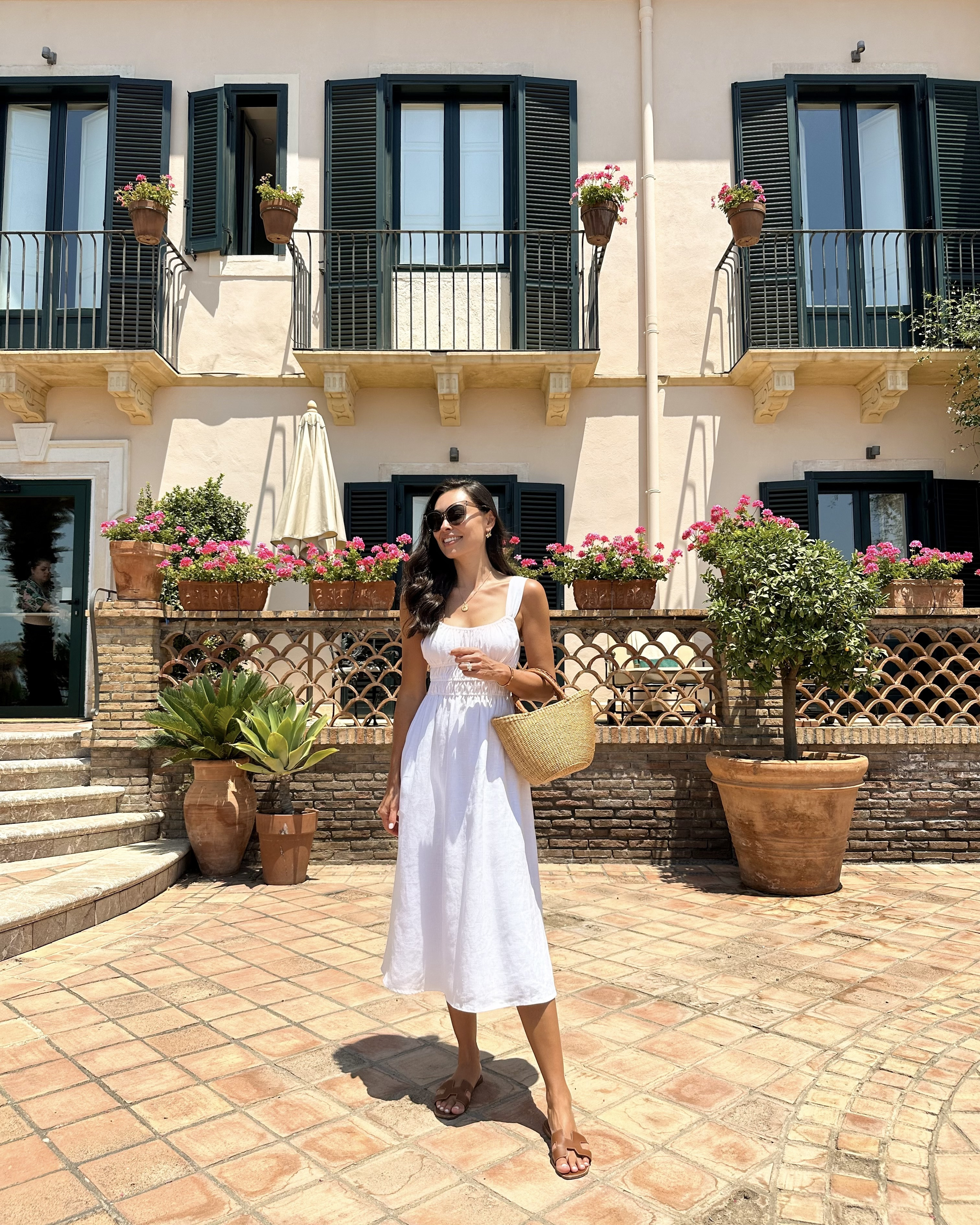 White linen dress for summer. 

#LTKFindsUnder100 #LTKStyleTip #LTKSeasonal