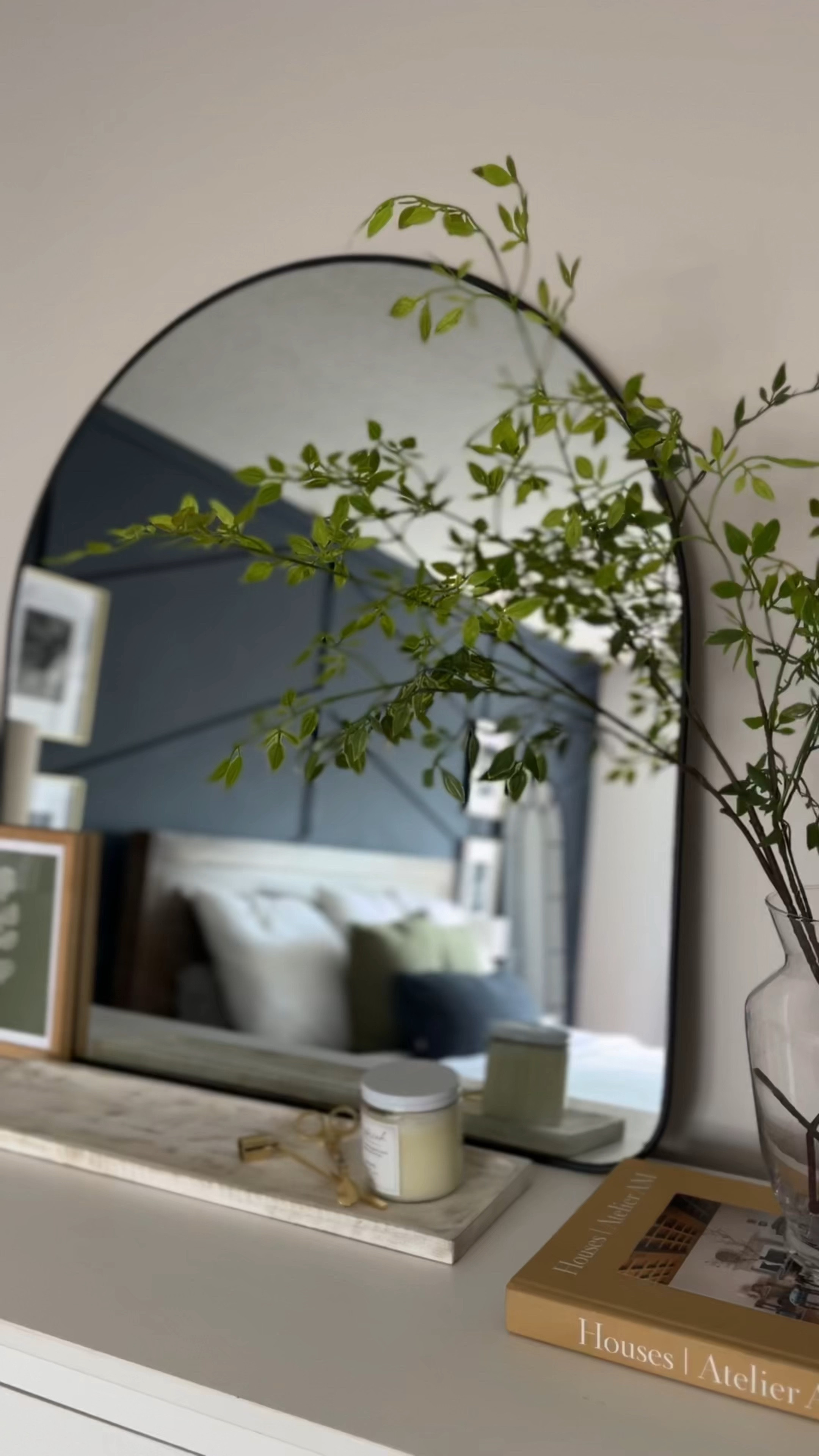 The best Amazon stems! 

#homedecor #homedesign #decor #fauxplant #fauxstems

#LTKunder50 #LTKsalealert #LTKhome