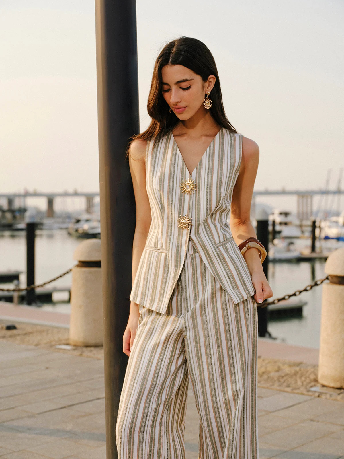 Linen & Cotton Metal Detail V- Neck Striped Vest | Commense