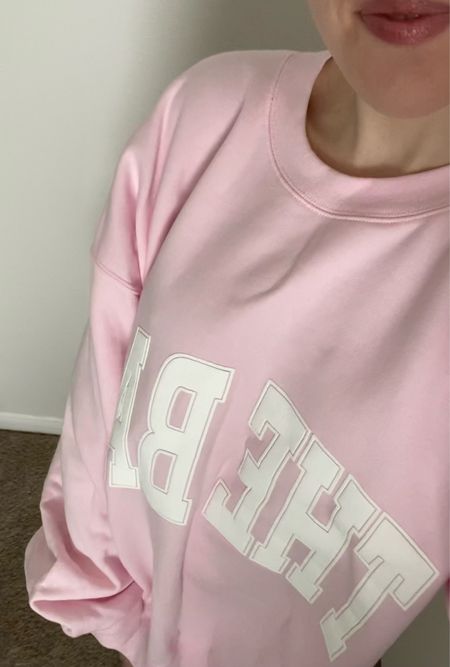 Raise THE BAR. The comfiest sweatshirt I own. And the perfect shade of pink. 🤩 I’m normally a size small in sweatshirts, but sized up to a large. And when they restock, they always sale out SO fast. So be quick!

#LTKfit #LTKFind #LTKunder100