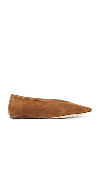 Steve Madden Leni Flats in Tan. - size 5.5 | Revolve Clothing (Global)