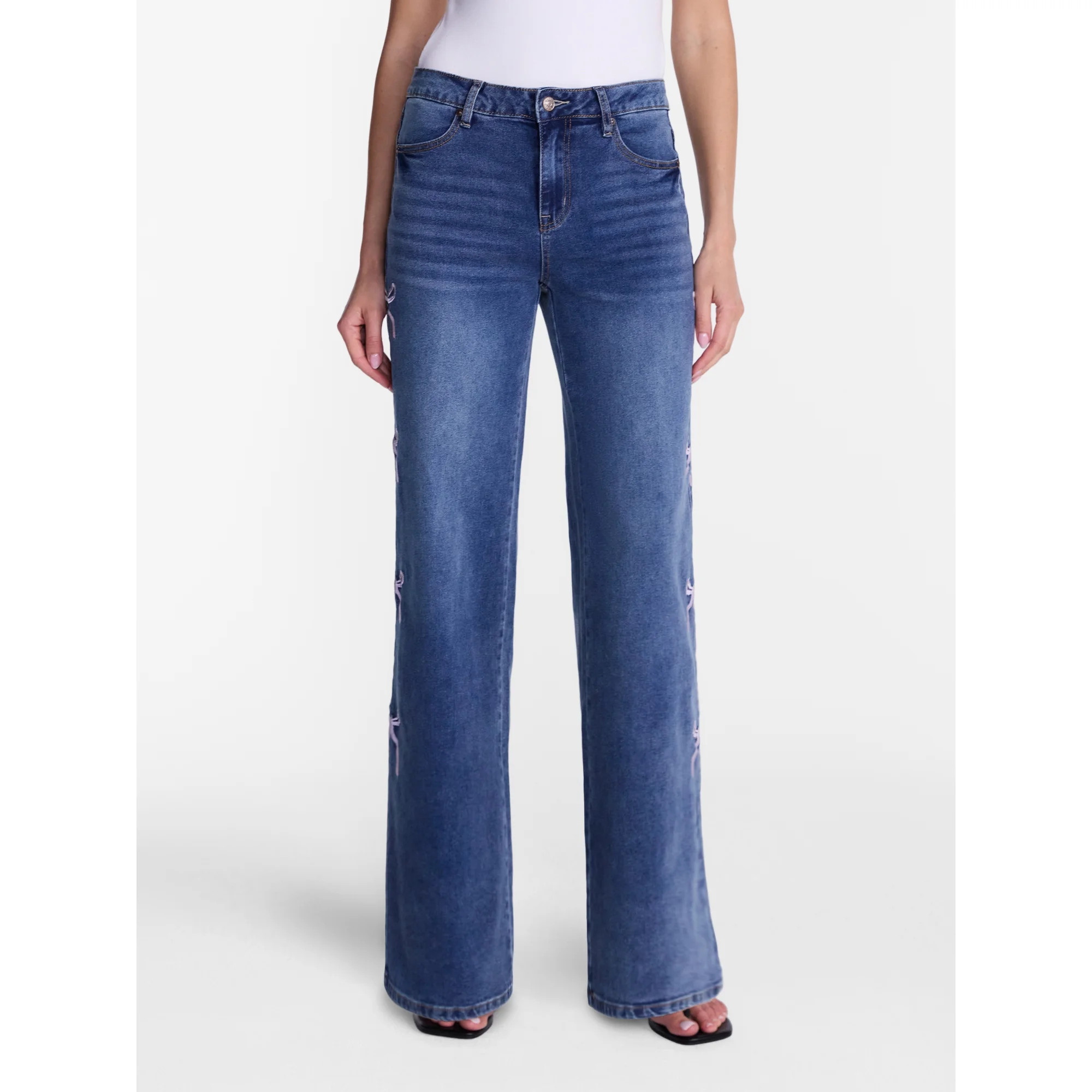 Madden NYC Women’s Ultra 90's Jeans with Bow Embroidery, 32'' Inseam, Sizes 00-18 | Walmart (US)