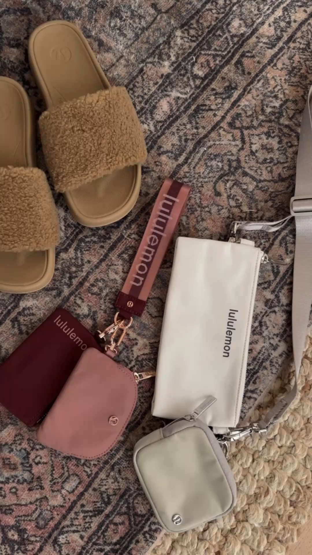 Great gifts from @lululemon this holiday season 
#ad 
#lululemoncreator 

#LTKActive #LTKGiftGuide #LTKHoliday