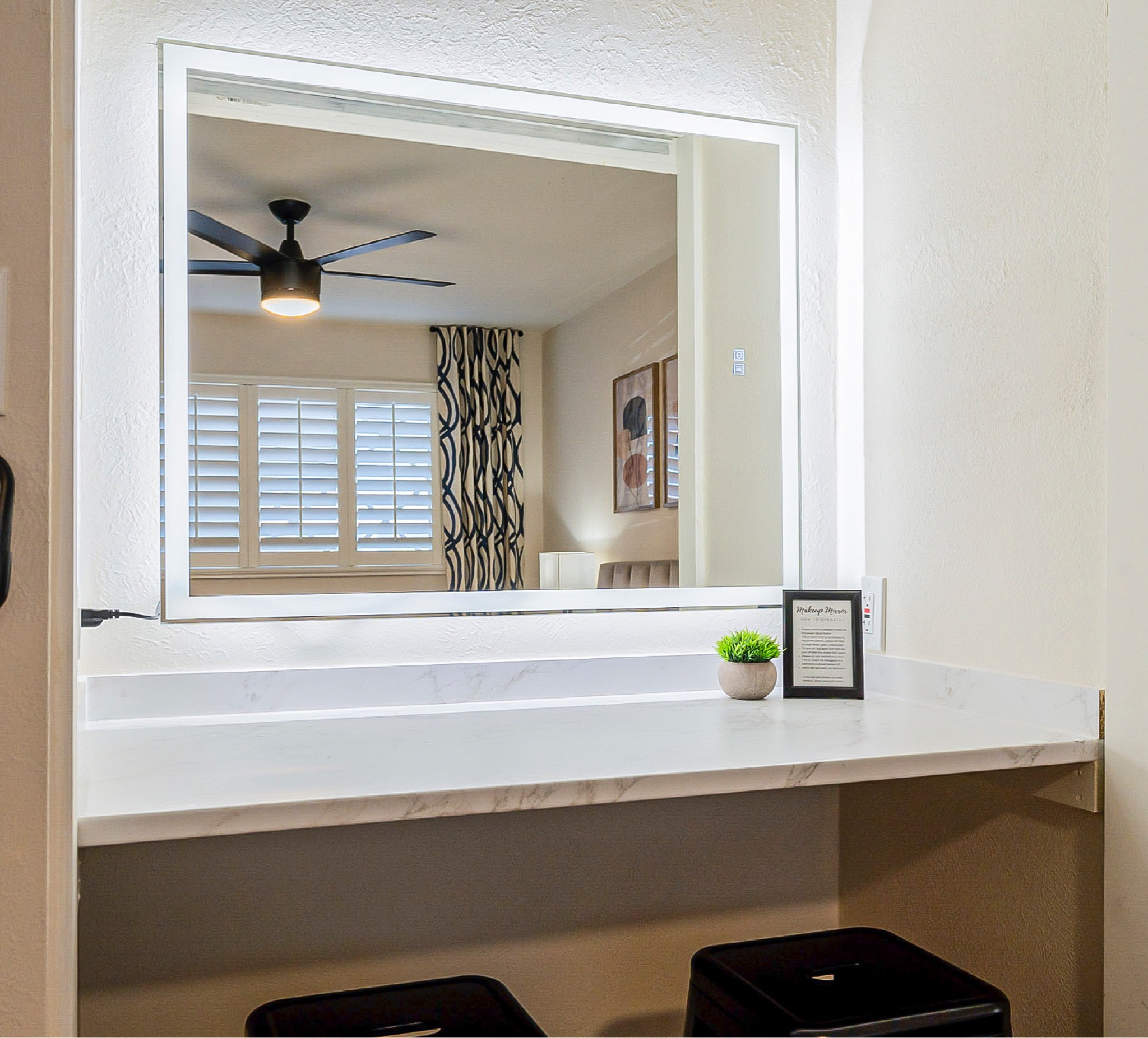 Airbnb makeup counter - converted closet into getting ready space 

#roomstyling #airbnbdecor #airbnbstyling #closettransformation 