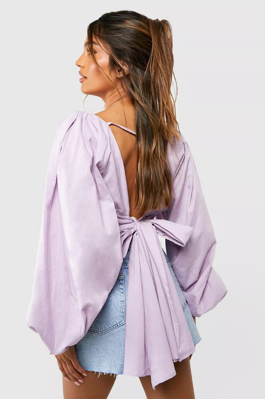 Linen Look Balloon Sleeve Tie Back Crop Top | Boohoo.com (NL)