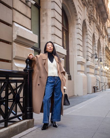 Favorite combo 👖🧥 
Jeans: @mavijeans 
Coat: @lit_activewear
Boots: @inez 15% off with code Suzanne15 
#neutralstyle #bluejeans #wintercoat #businesscasual #winterfashion #outfitinspo 



#LTKstyletip #LTKover40 #LTKSeasonal