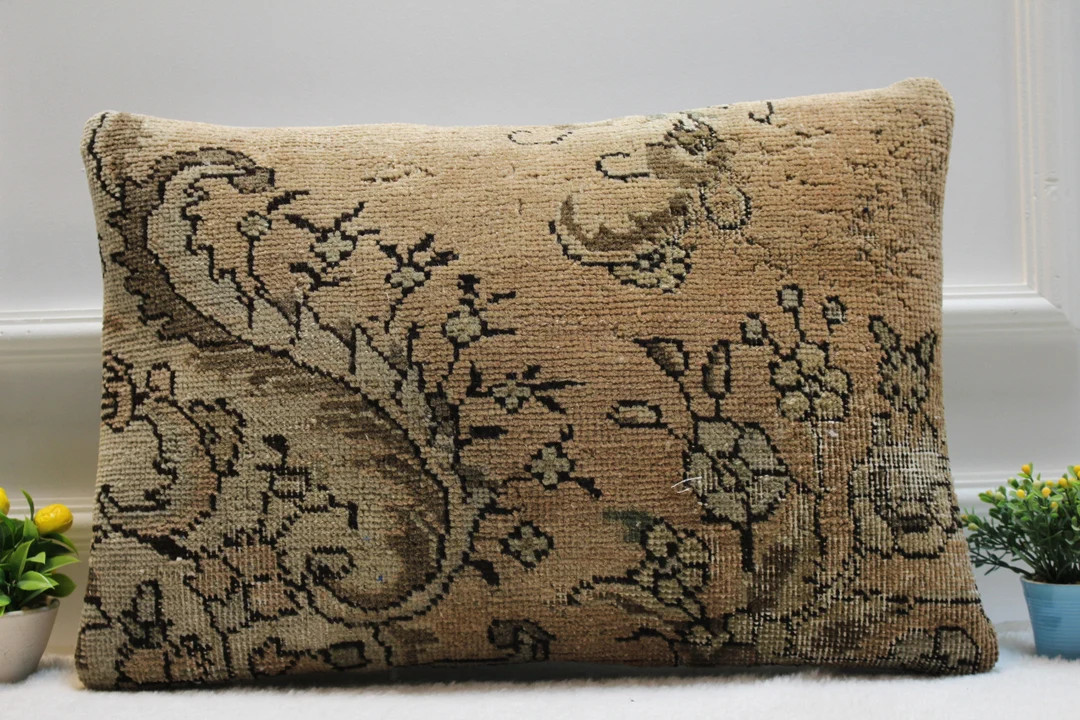 Floral Kilim Pillow Cover: Upcycled Woven Rug, Beige Brown (16x24 In) - Etsy | Etsy (US)