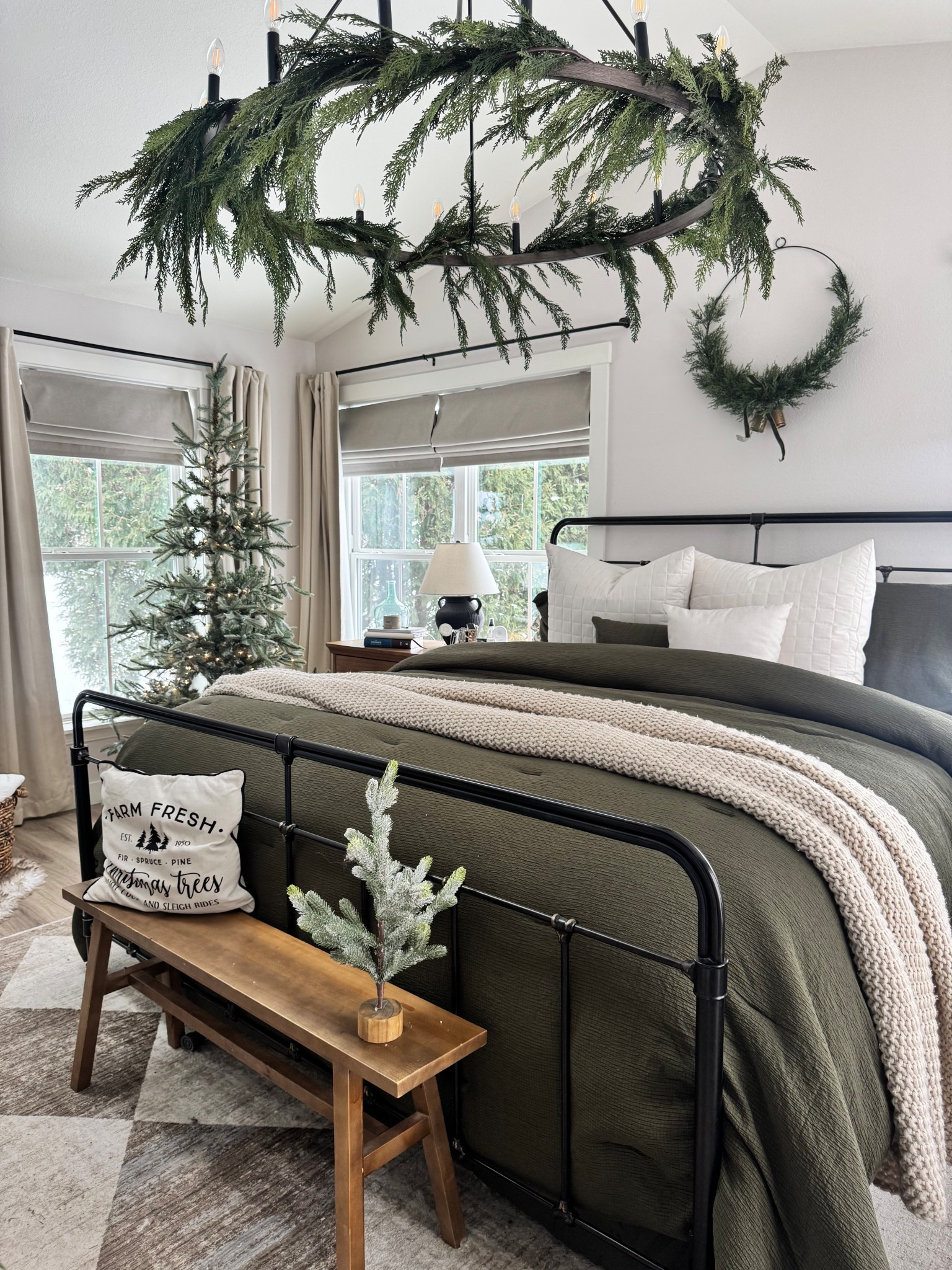 Nothing better than crawling in on a cold winter day. Love how cozy this room feels. Linking what I can 👇🏼

#LTKHome #LTKFindsUnder100 #LTKSeasonal