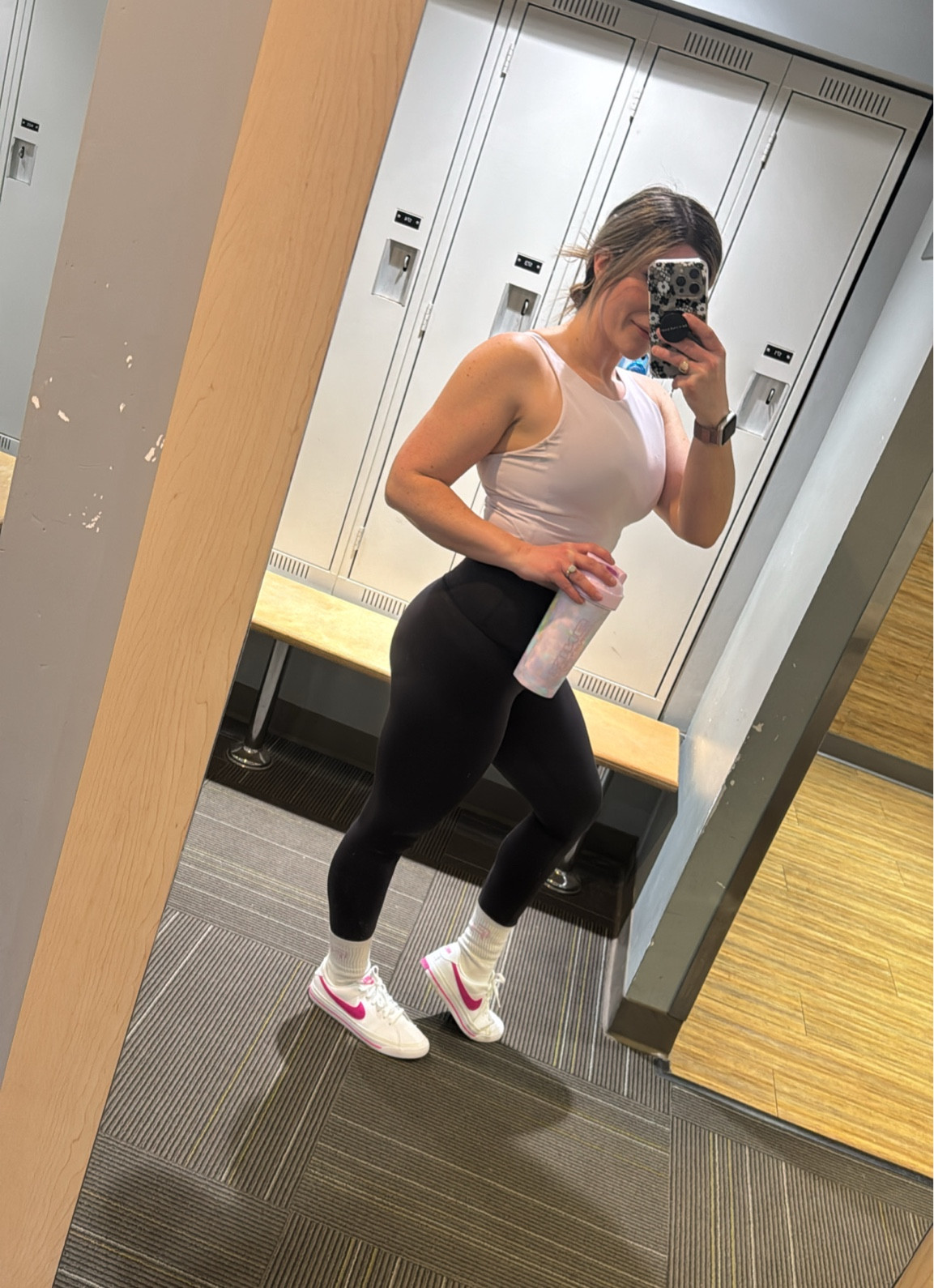 You are always one workout away from a good mood. Add in an outfit you love and you are off to having the best day! 🙌🏾🩷✨💁🏼‍♀️

#LTKcanada #LTKfitness #LTKcurves