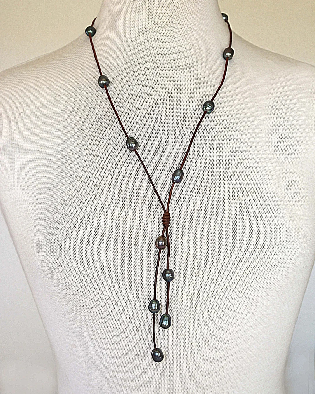 Hand Made 3 Way Convertible Grey Pearl & Black Leather Necklace, LP-02 - Etsy | Etsy (US)