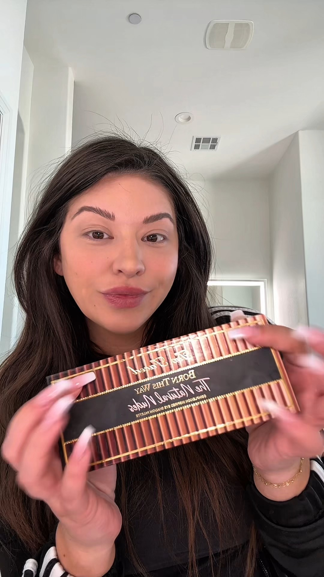 LOVE this eyeshadow palette!!! It has all the nude colors and just works for all different outfits!! #eyeshadow #beauty #springbeauty 

#LTKBeauty #LTKWatchNow #LTKFindsUnder100
