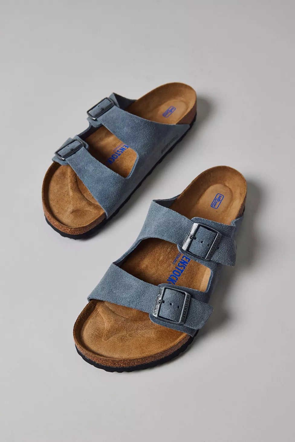 Birkenstock Men's Arizona Sandal | Urban Outfitters (US and RoW)