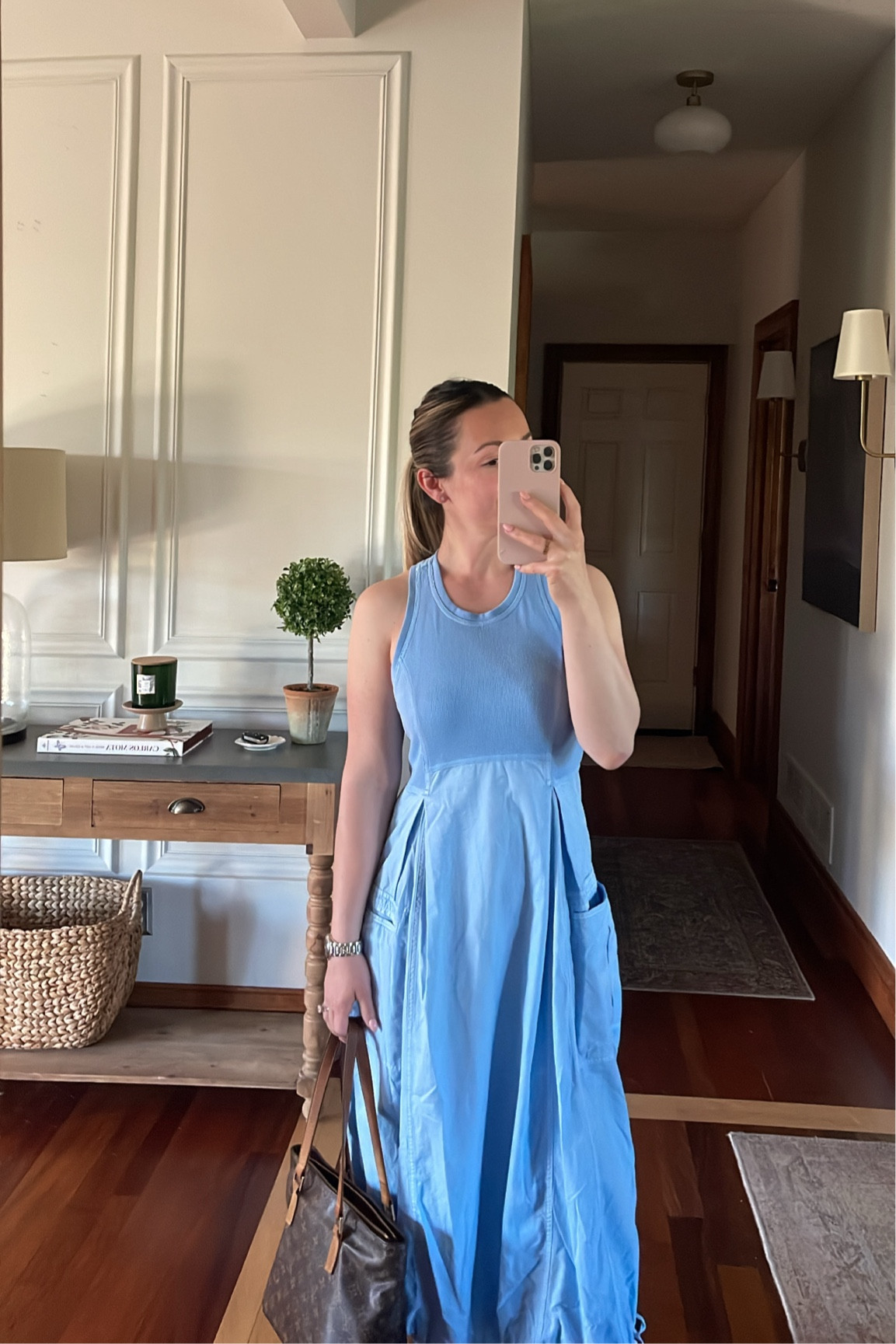 Casual dress for date night at the golf course ⛳️ balloon cargo dress, sporty dress, athleisure dress.  