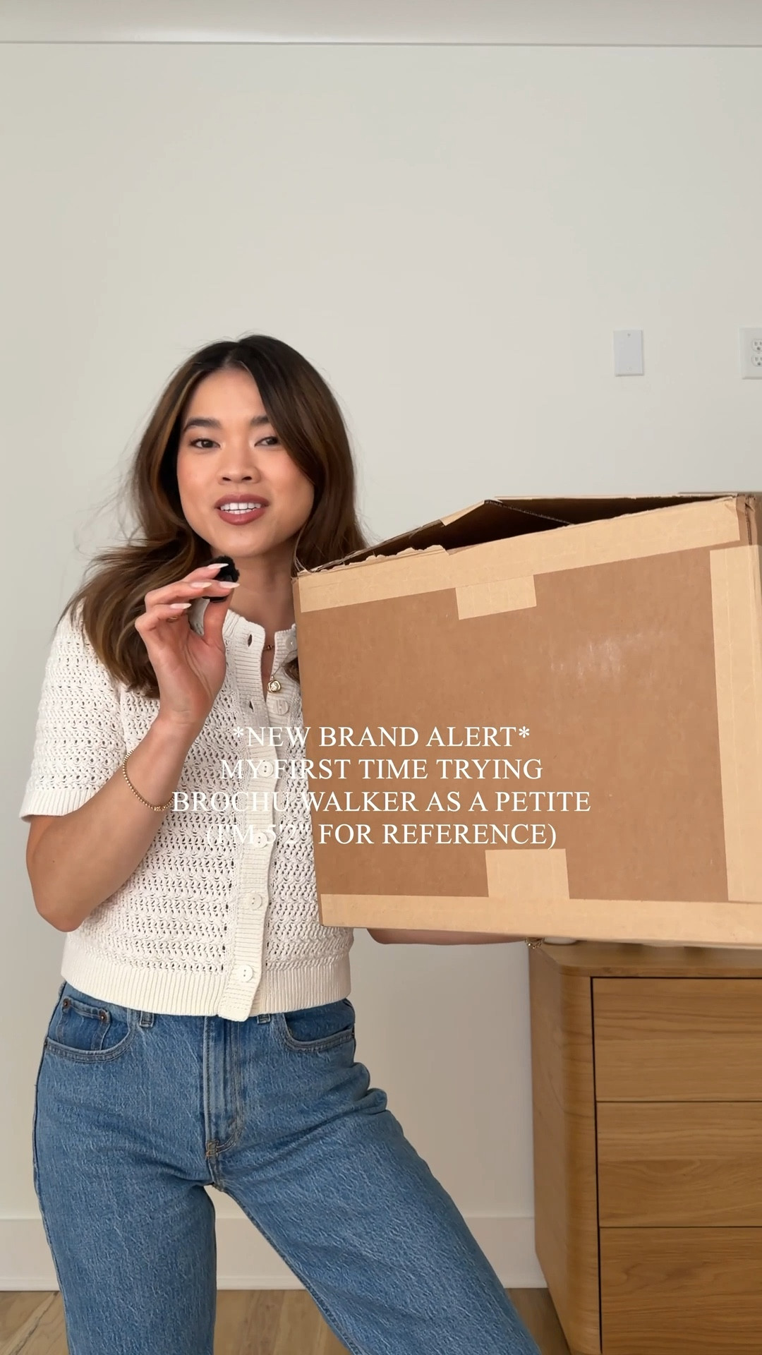 Sizing info:
•Intro outfit knit tank size XS
•Jeans size 23 extra short in medium 
•Belt size XS
•Pants size XS in flax
•Button up size XS in Rivera Stripe

petite fashion, get dressed with me, outfit inspiration, ootd, nashville outfit, Nashville influencer, petite style, vacation style, casual outfits, mom style, petite pants, spring outfits, spring outfit info, spring pants, spring outfit idea, spring top, spring bag, spring button up spring shoes, linen pants, suede bag, suede duffel, suede belt 

 

#LTKSeasonal #LTKPetite #LTKootd