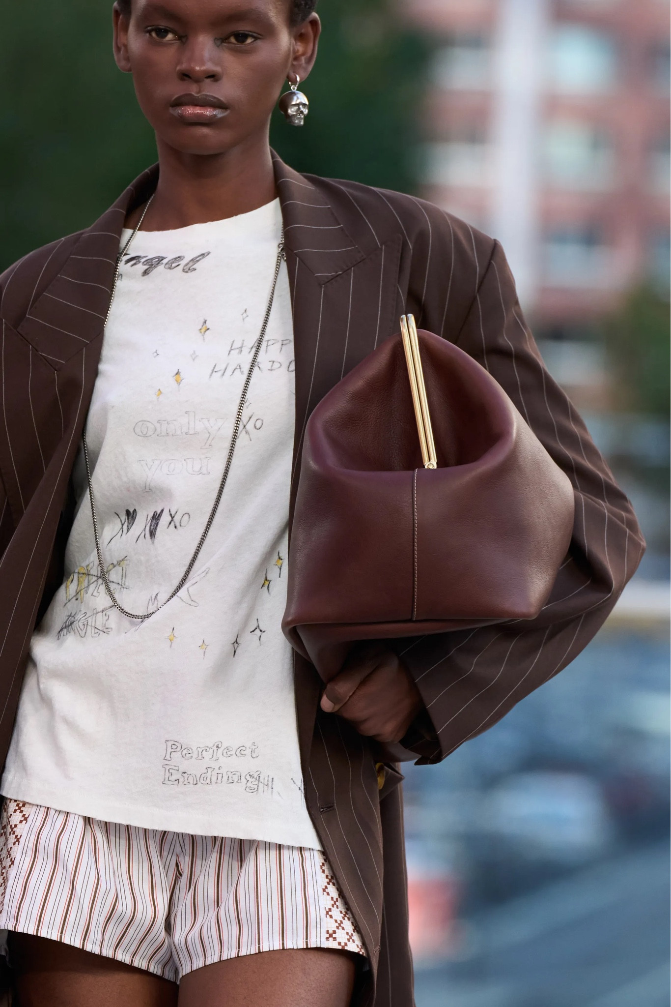 The day clutch bag | use an oversized clutch bag to pull together a casual look 

#LTKstyletip #LTKautumn #LTKworkwear