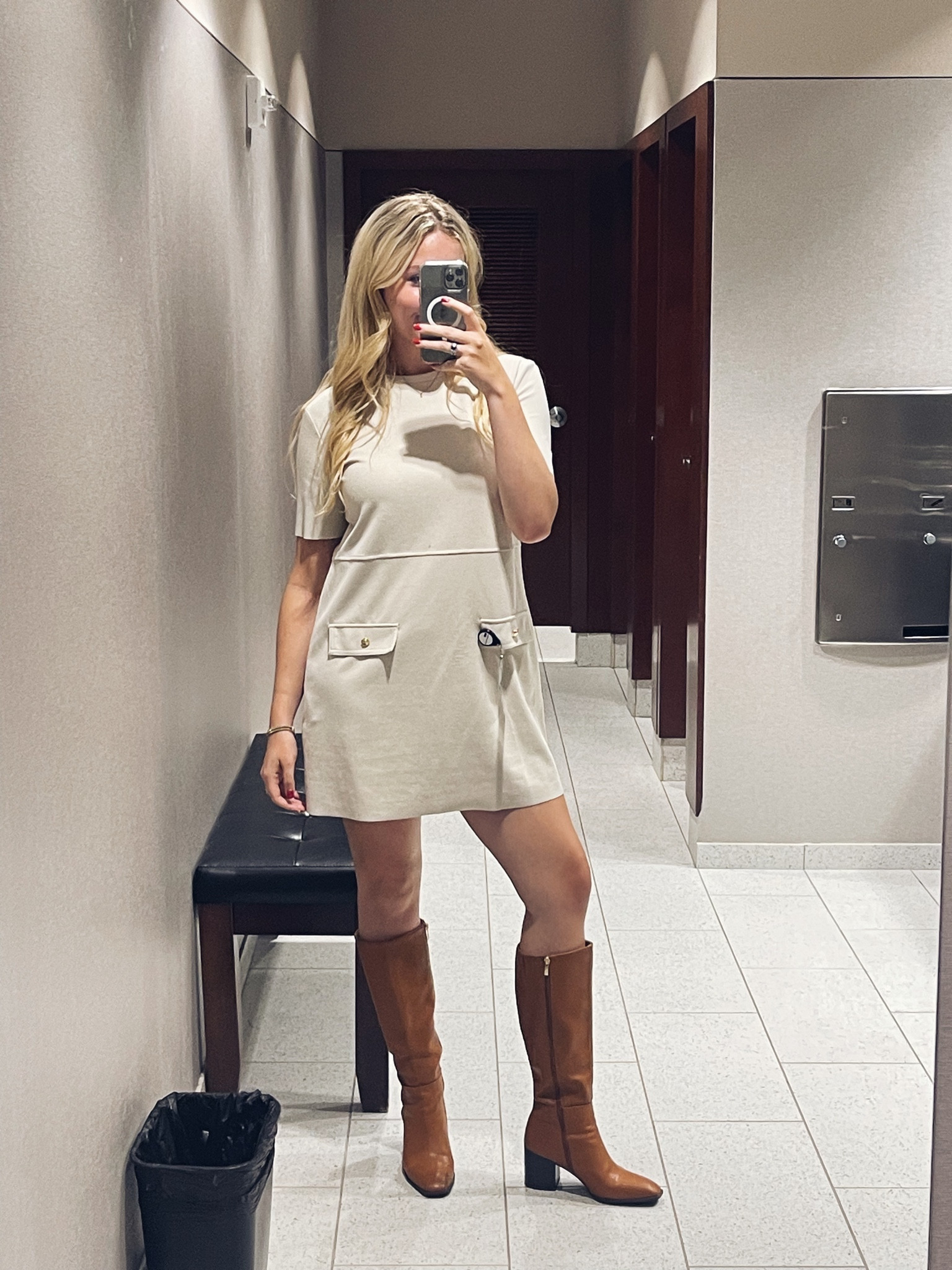 A dress is my easiest and most complimented workwear outfit! Can’t link the Zara dress but linked similar options!

Workwear. Work dress. Fall workwear. 

#fallworkwear #workoutfits

#LTKSeasonal #LTKworkwear #LTKfindsunder100