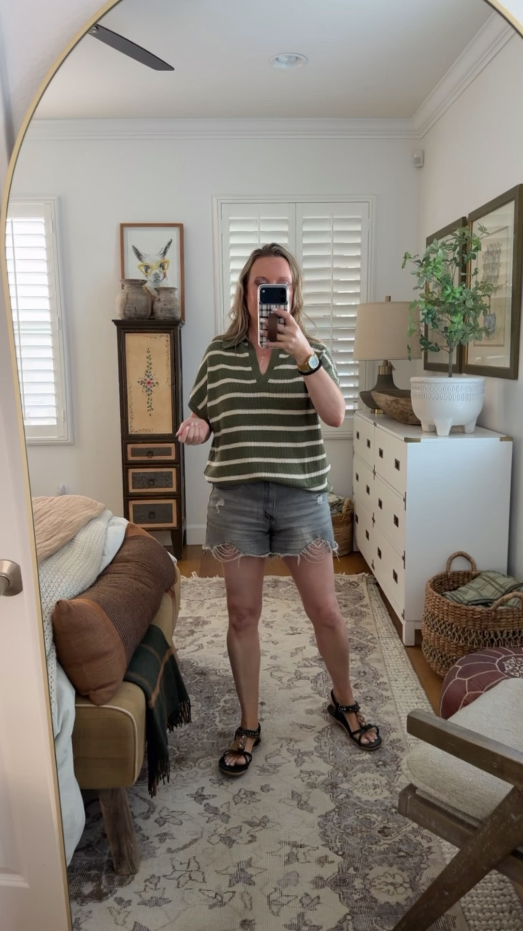 Loving this new top from Amazon! It’s lightweight and comes in tons of colors! Wearing a medium. #fashion 

#LTKMidsize #LTKPetite #LTKgrwm