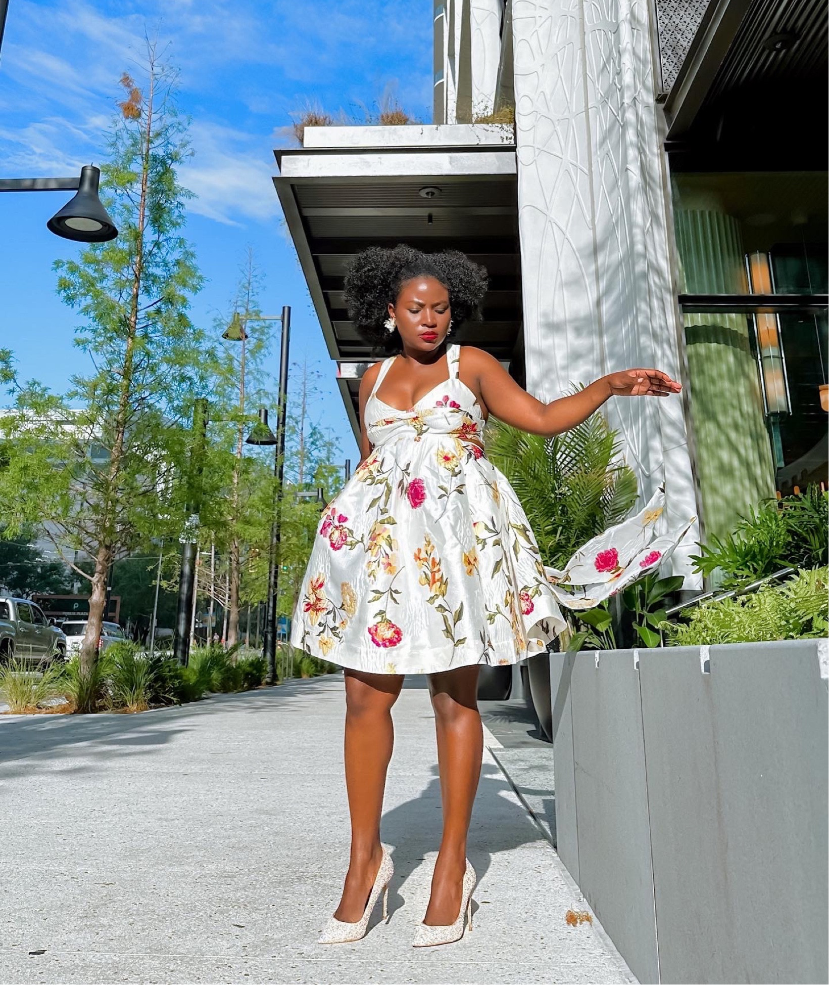 I attribute today's joy to this beautiful floral dress. 

The easiest thing to wear to a wedding in the ooh so lovely spring temperatures is a floral dress.

Wedding guest outfit idea , Spring dress , Spring floral dress , Spring outfitinspo, Wedding guest  

#LTKU #LTKstyletip #LTKFind