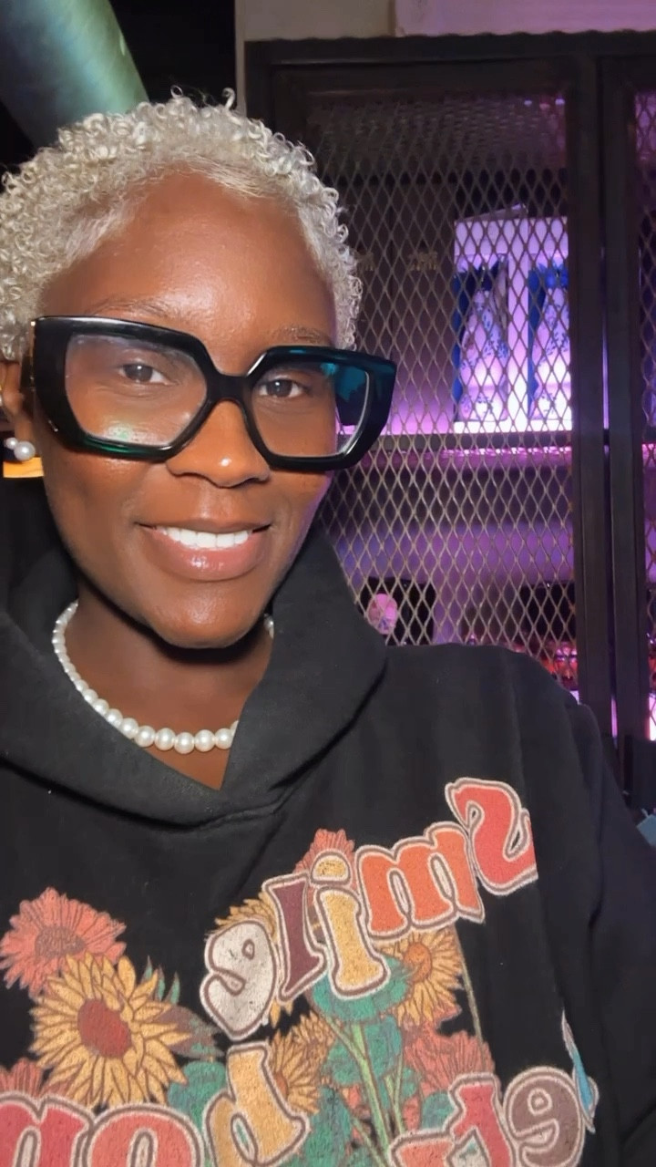 Stylish glasses that I love :)

#LTKBeauty #LTKFindsUnder50 #LTKStyleTip