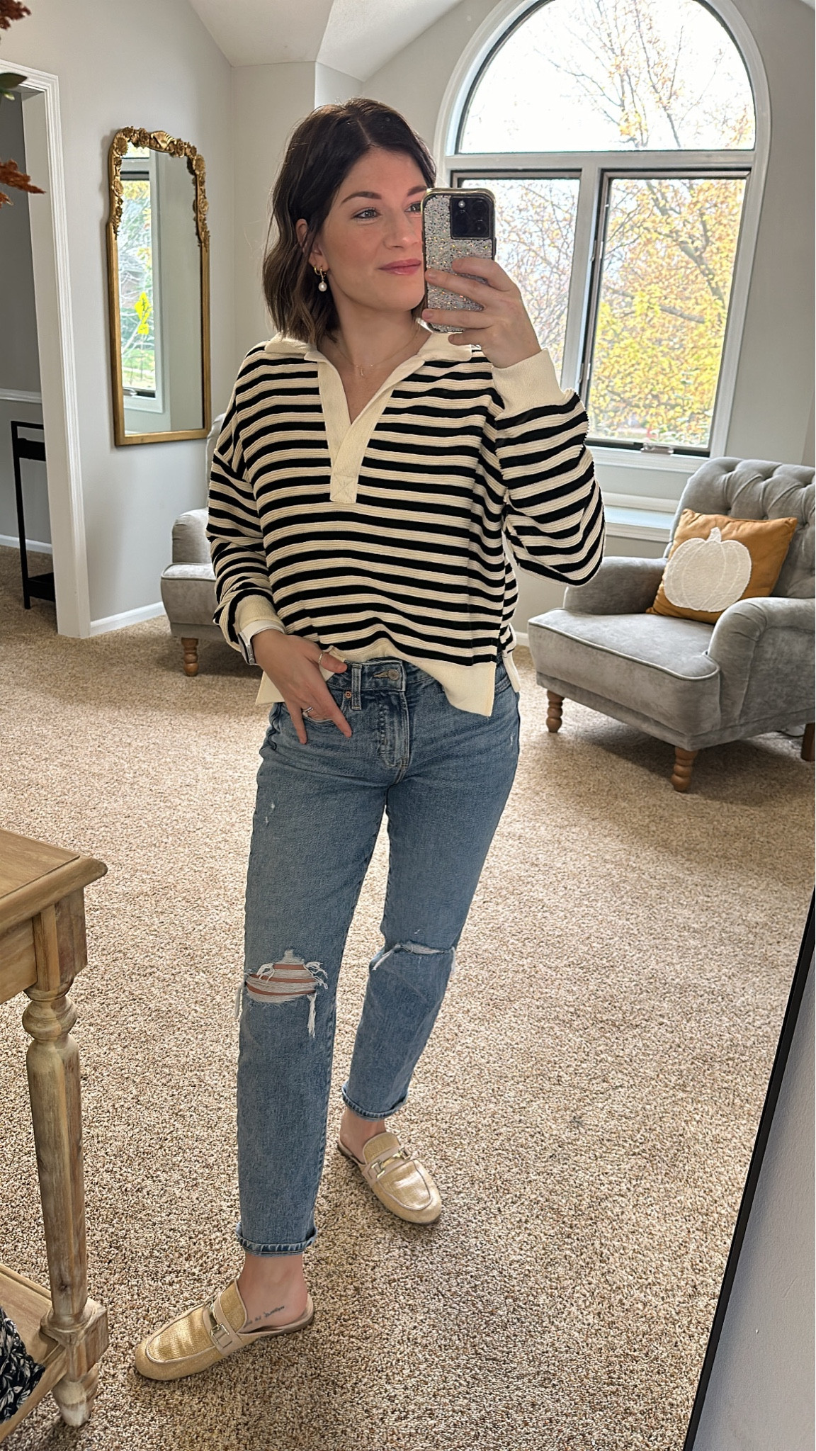 Neutral fall outfit - these jeans have made putting together outfits so much easier! 

My sweater is from a local boutique, but linking a similar one! 

#LTKstyletip #LTKfindsunder50 #LTKSeasonal