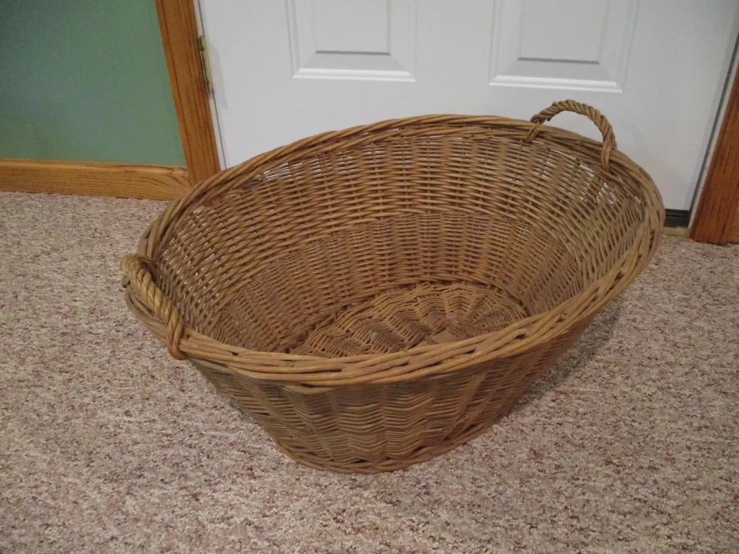 Brown Wicker Laundry Basket,large Wicker Basket,woven Basket,farm House Laundry,large Woven Baske... | Etsy (US)