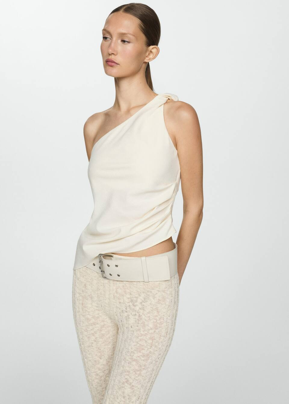 Asymmetrical textured top -  Women | Mango United Kingdom | MANGO (UK)