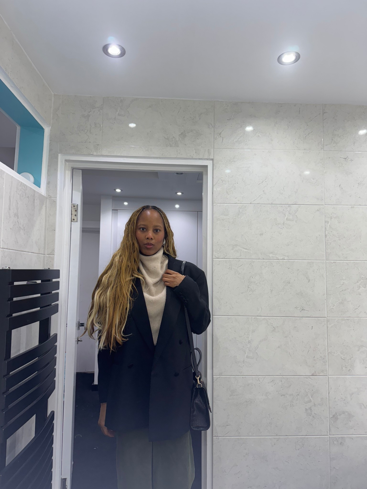 The perfect outfit for the frozen temperatures we’re having (plus tights of course!) 


#LTKautumn #LTKmodest #LTKuk