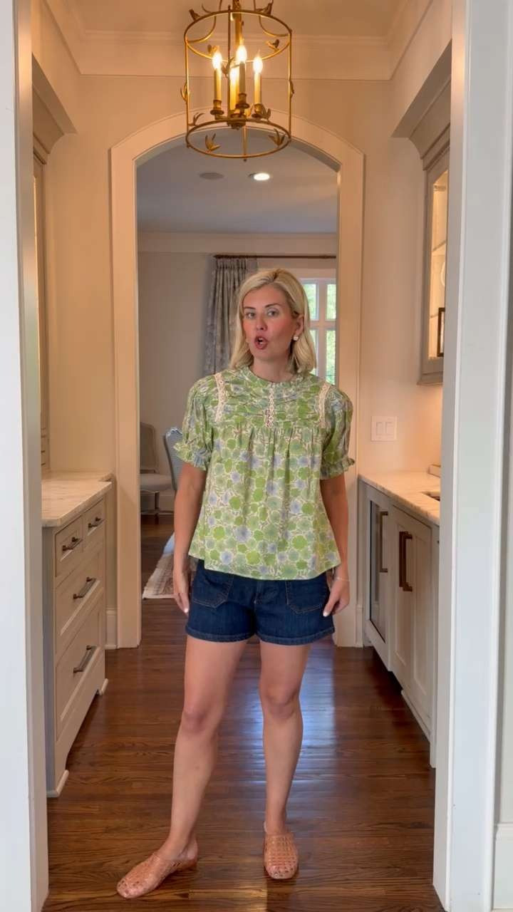 Shop my Avara favorites up to 50% off almost everything now through 5/25!! The shorts everyone loves even if you don’t love shorts! Add a gorgeous statement top, cute shoe and outfit complete! Top - small Shorts - 27 (I always size up in shorts) Jelly - 8  

 #LTKootd #LTKSaleAlert