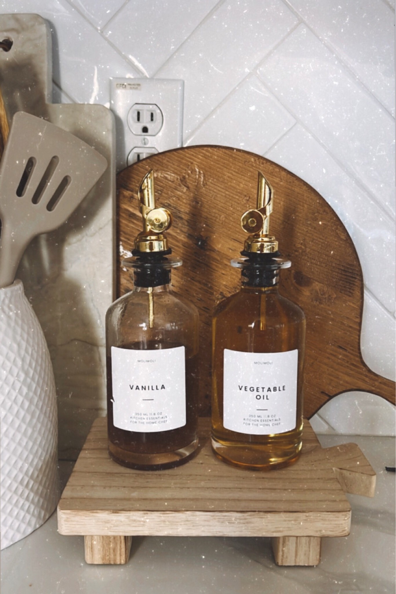 Amazon kitchen finds🤎

amazon home, amazon finds, amazon aesthetic home finds, aesthetic oil dispenser, kitchen must haves, kitchen essentials, wood riser, soap stand, affordable kitchen finds

#LTKhome #LTKunder50 #LTKsalealert