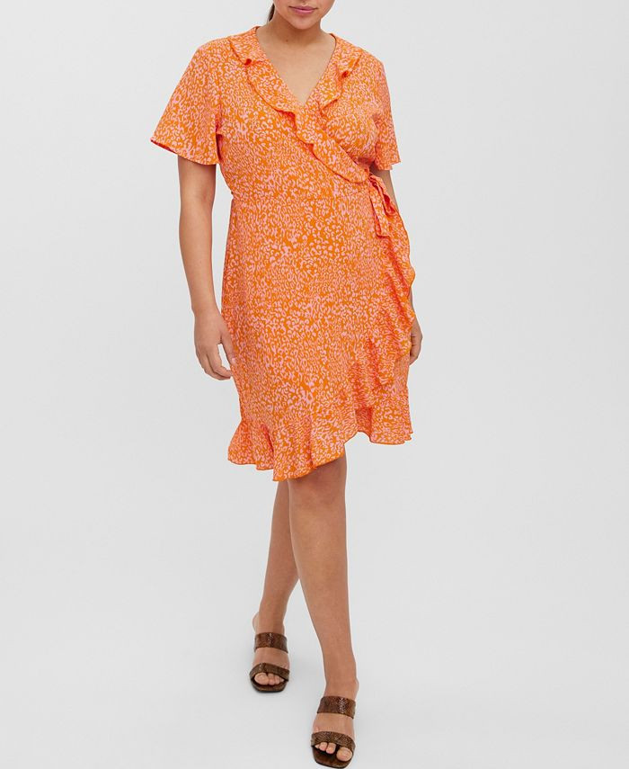 Vero Moda Plus Size Delilah Short Sleeve Wrap Dress & Reviews - Dresses - Plus Sizes - Macy's | Macys (US)