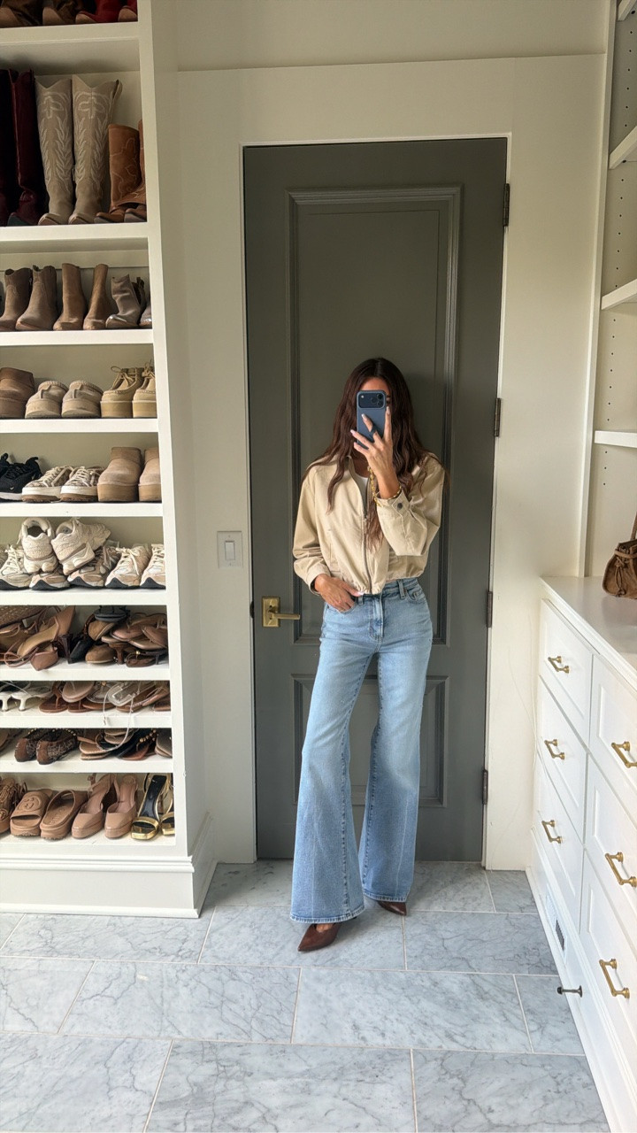 Fall outfit

#LTKootd #LTKmomlife #LTKgrwm