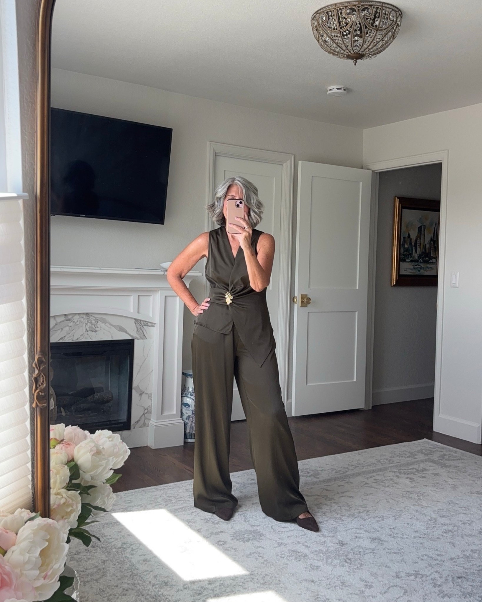 I'm trading in my cozy home office for a week in the city, and you know I had to plan my outfits to stay stylish and confident from Monday to Friday. I spent the weekend styling my favorite new pieces from @CommenseOfficial, and these looks are everything for a seamless transition from Zoom calls to conference rooms.

They gave us a code EmptyNestStyle_12 for a discount! I got all these five outfits for under $300!

From power meetings to smart casual Fridays, these versatile pieces are perfect for any professional setting. We're talking flattering silhouettes, comfortable fabrics, and those subtle details that just scream 'quiet luxury.'

Size Medium

#Commense #CommenseReview #CommenseStyle #CapsuleWardrobe #QuietLuxury #BusinessCasual #ElegantStyle #StyleGuide #Over50sStyle #Itkfindsunder100 #Itkfindsunder50


Wednesday: Asymmetric Wrap Top & Pants Set - Chic and sophisticated for a mid-week refresh.
 

 #LTKOver40 #LTKStyleTip #LTKWorkwear