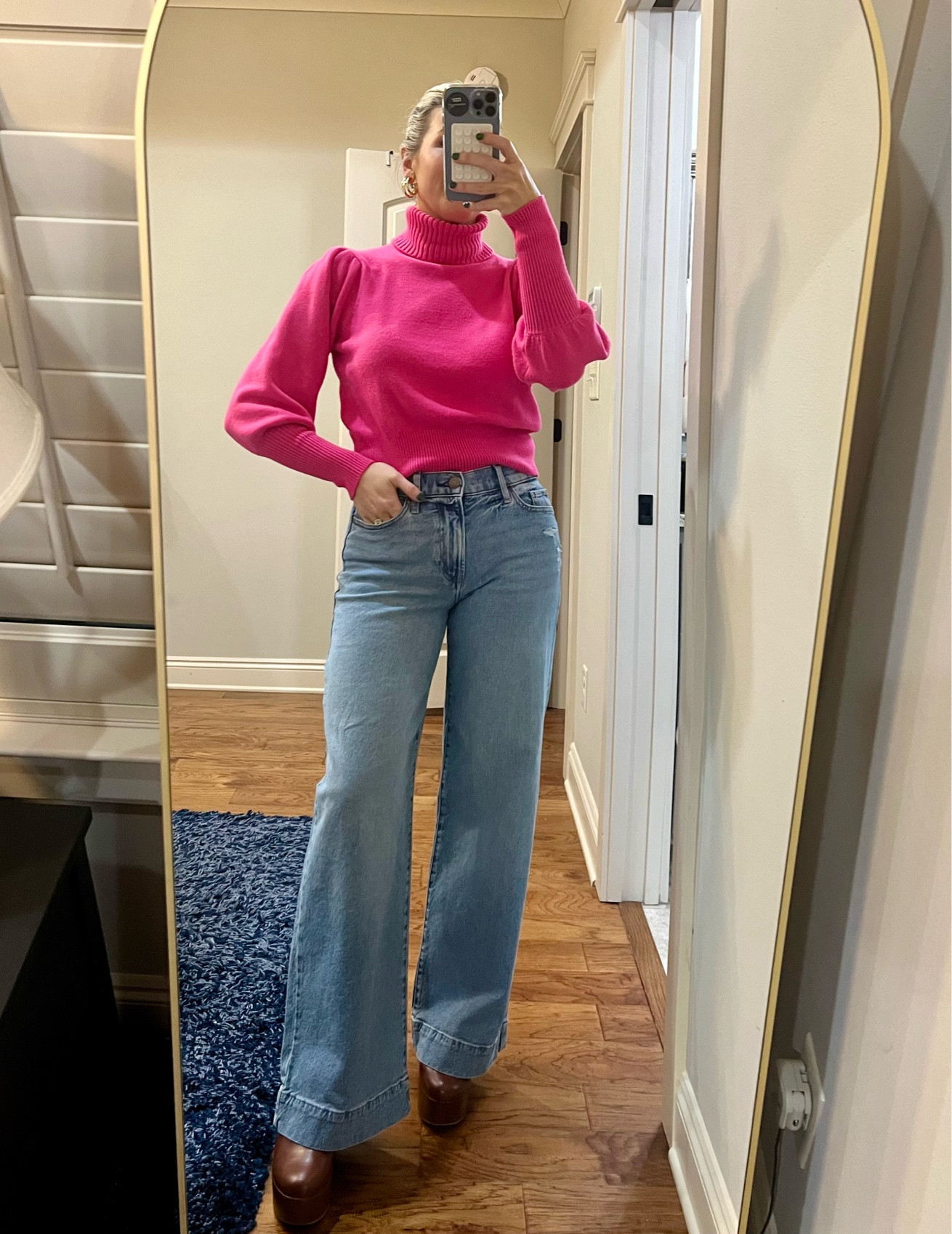 OOTD- 12/18
Dinner with girlfriends!

Earrings- Target
Hot pink sweater- old TJ Maxx but linked very similar ones below
Jeans- JCPenney full stocked, light wash and I’m in the 2
Clogs- from Target but linking similar 

#LTKworkwear #LTKstyletip #LTKfindsunder50