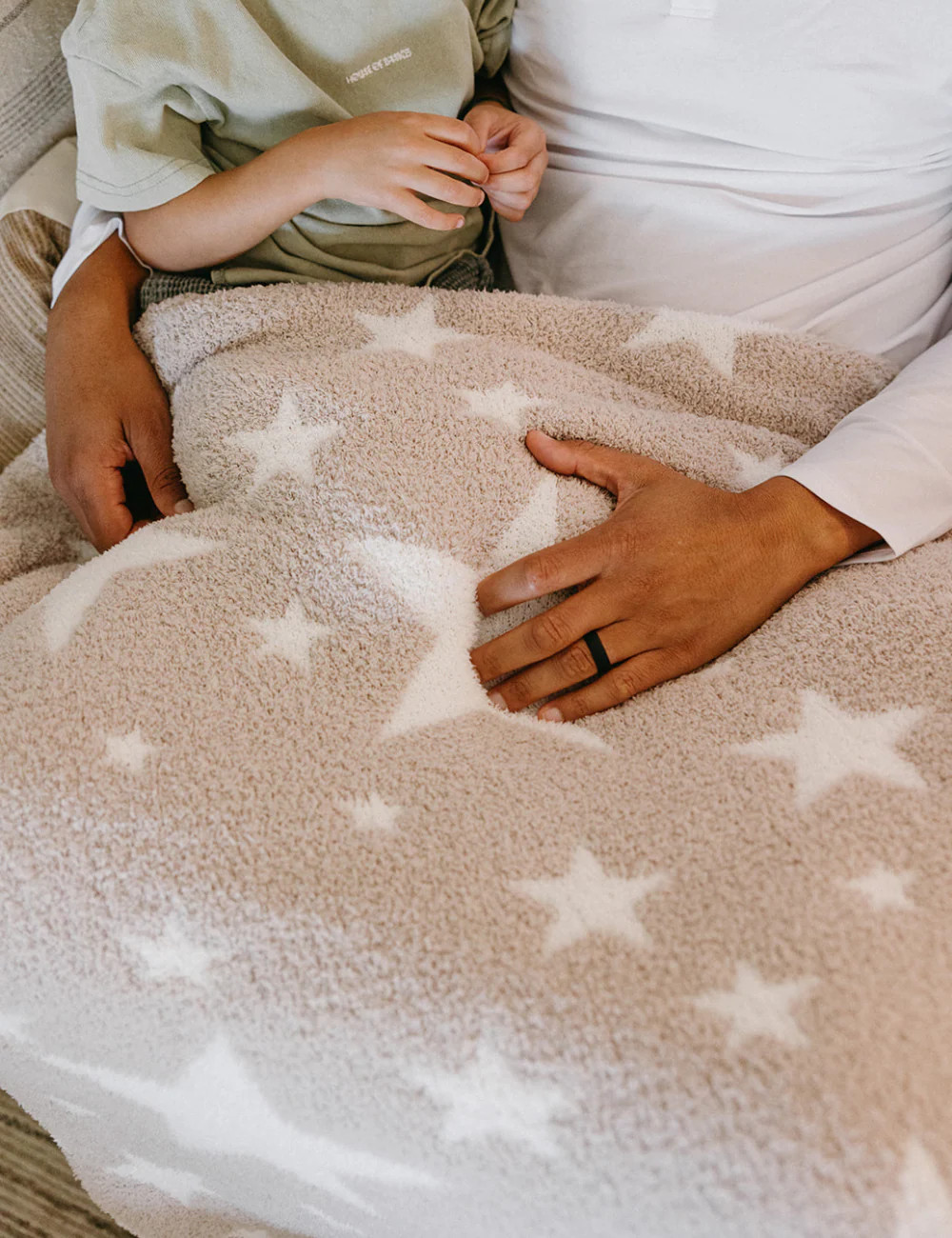 TSC x Madi Nelson: Stars Buttery Blanket | The Styled Collection