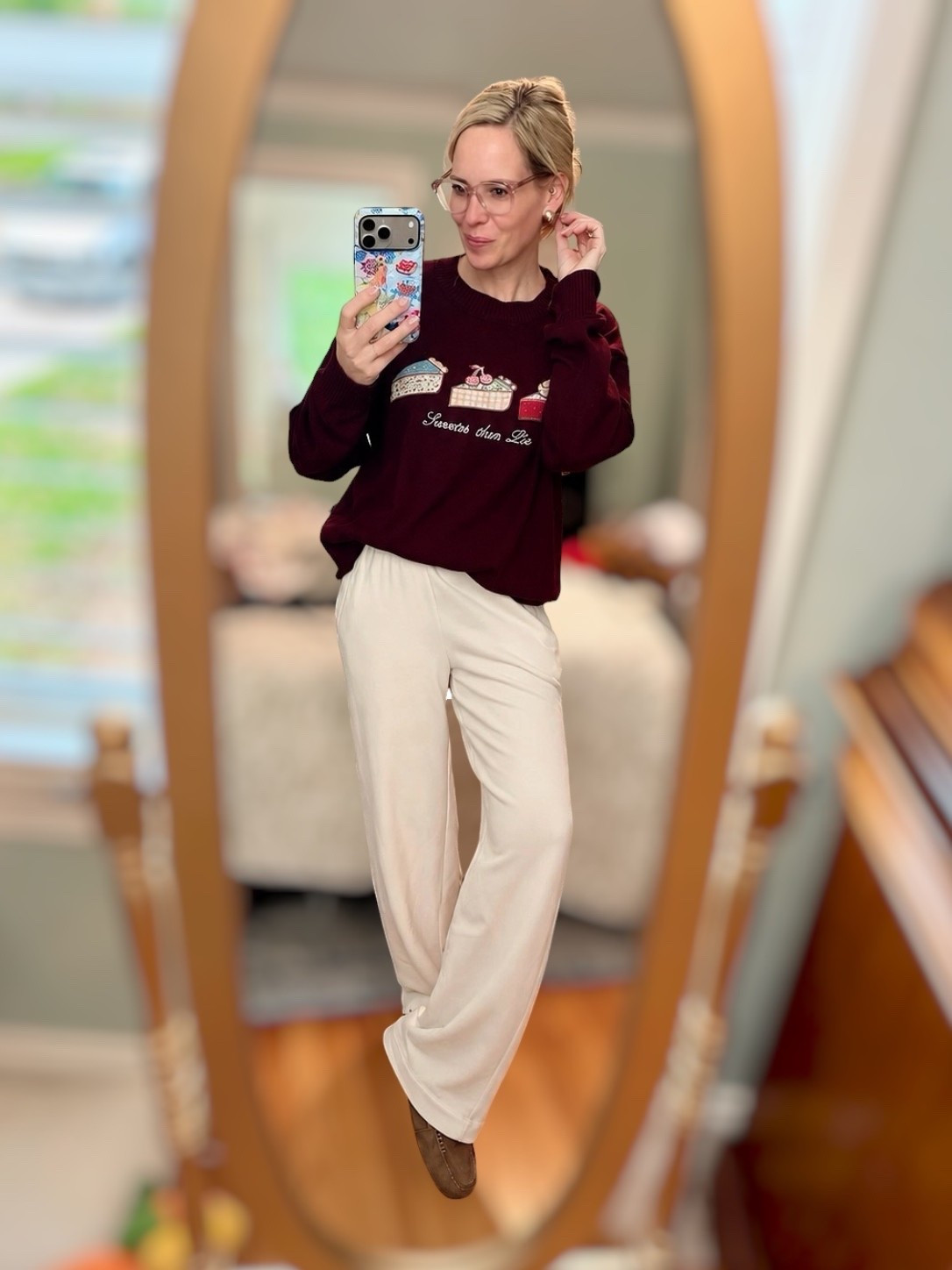 Sweeter Than Pie 🍒 Cozy Fall Outfit
A little cozy, a little preppy, and just the right amount of festive! 🍰❤️ This burgundy “Sweeter Than Pie” sweatshirt is such a fun find for fall, paired with cream wide-leg pants and classic UGG slippers for an effortlessly comfortable look.
Perfect for pumpkin patch outings, casual errands, coffee runs, or cozy weekends at home. I love the rich burgundy paired with creamy neutrals for an easy fall transition outfit! 🍂🤎
Burgundy graphic sweatshirt, Target fall sweatshirt, Sweeter Than Pie pullover, Walmart cream wide-leg pants, Free Assembly pants, UGG Ansley slippers, cozy fall outfit for women, affordable fall fashion, casual preppy outfit, burgundy and cream outfit, comfortable everyday style, fall loungewear, cute graphic sweatshirts, over 40 fall style, relaxed weekend outfit. ❤️🍒✨

#LTKOver40 #LTKSeasonal #LTKootd
