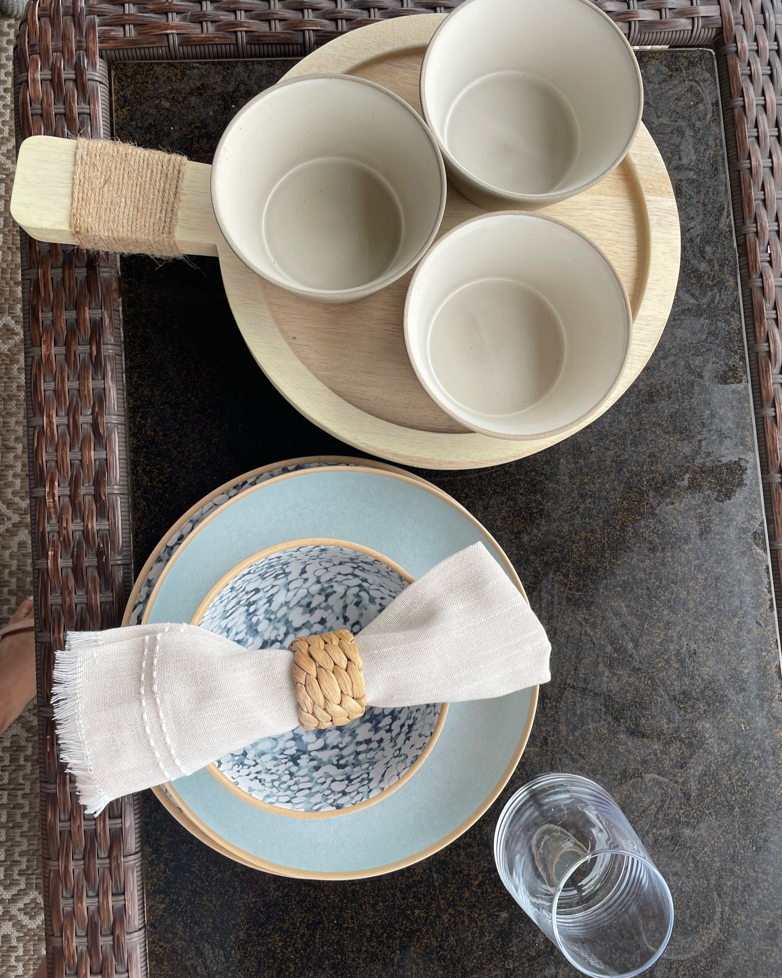 #ad Comment “LINK” to get links sent directly to your messages. Loving these pretty outdoor dining from @walmart such pretty summery colors ✨
.
#walmart #walmarthome #walmartdeals #walmartfashion #walmartfinds #walmarthomedecor #outdoordining #outdoorliving 



#LTKsalealert #LTKFind #LTKhome