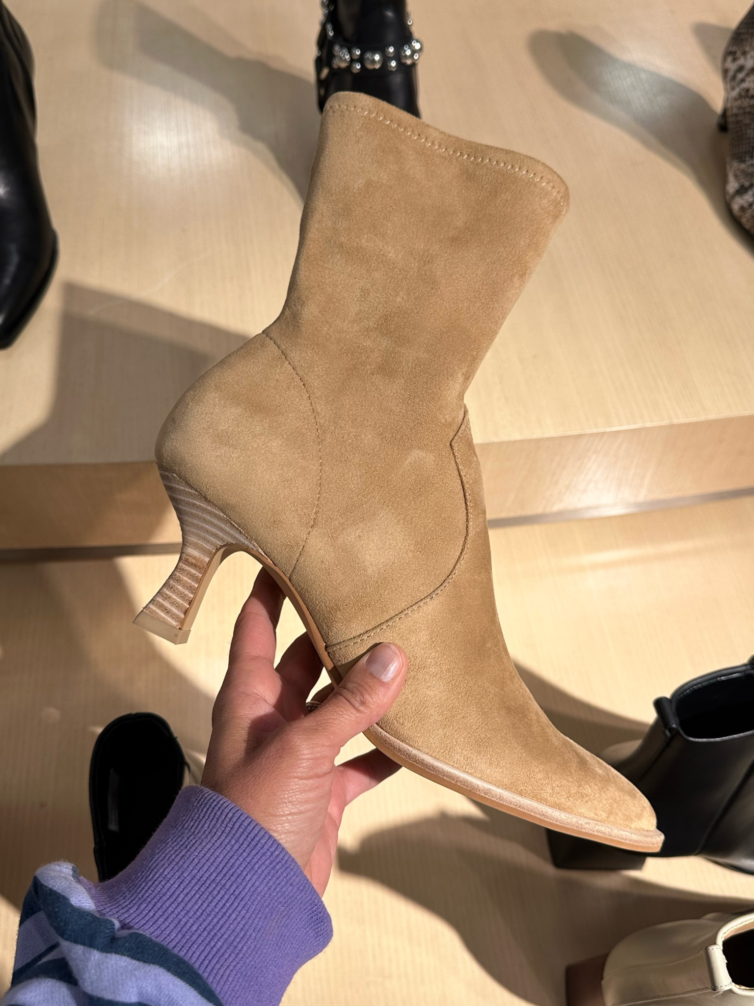 Nordstrom anniversary sale boots! Love the heel on these!



#LTKSaleAlert #LTKxNSale #LTKOver40