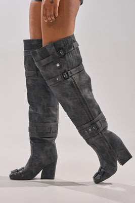 AKIRA Azalea Wang Trillion Charcoal Chunky Thigh High Boot | Black | Size 6 | AKIRA