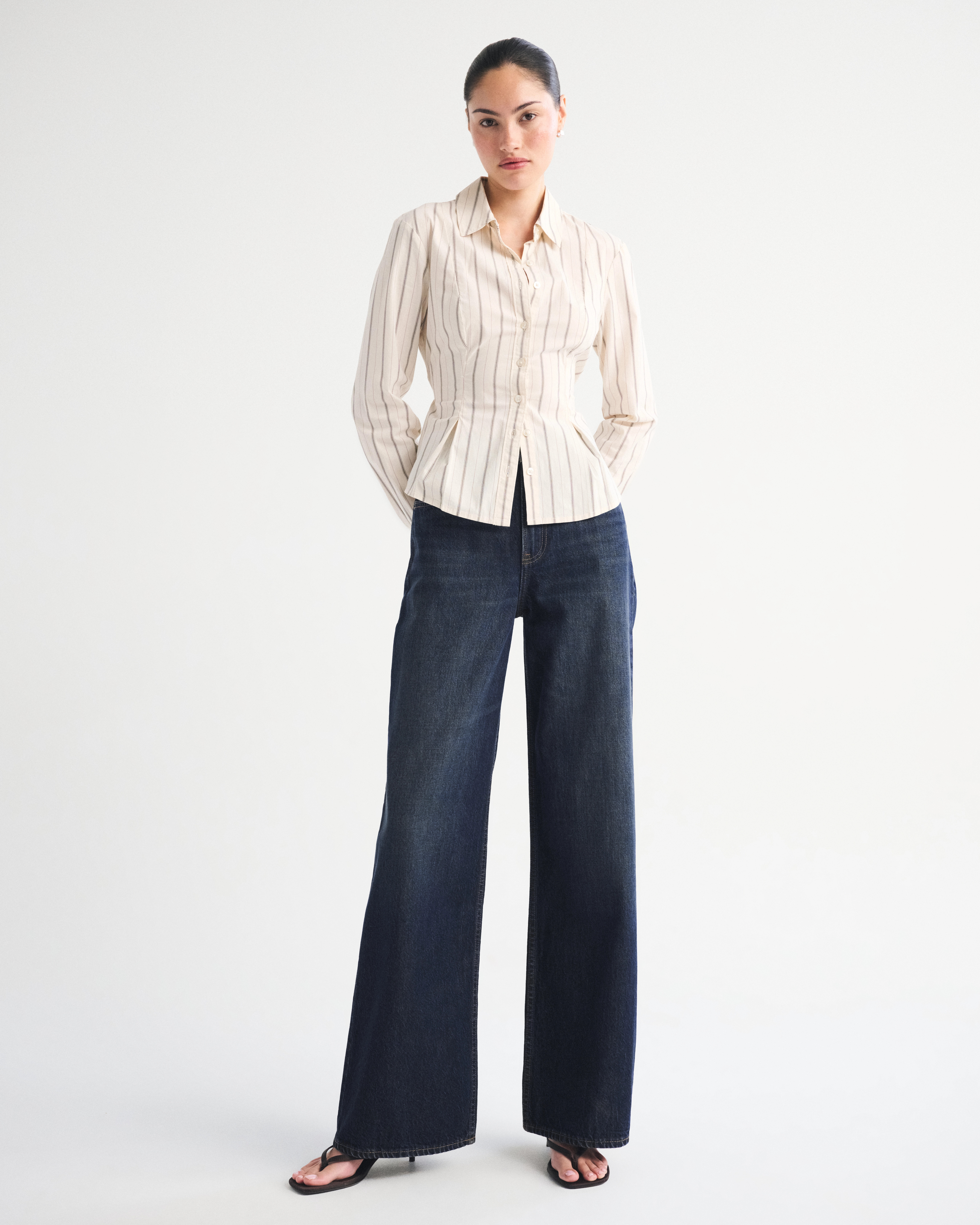 High Rise Wide Leg Jean | Abercrombie & Fitch (US)