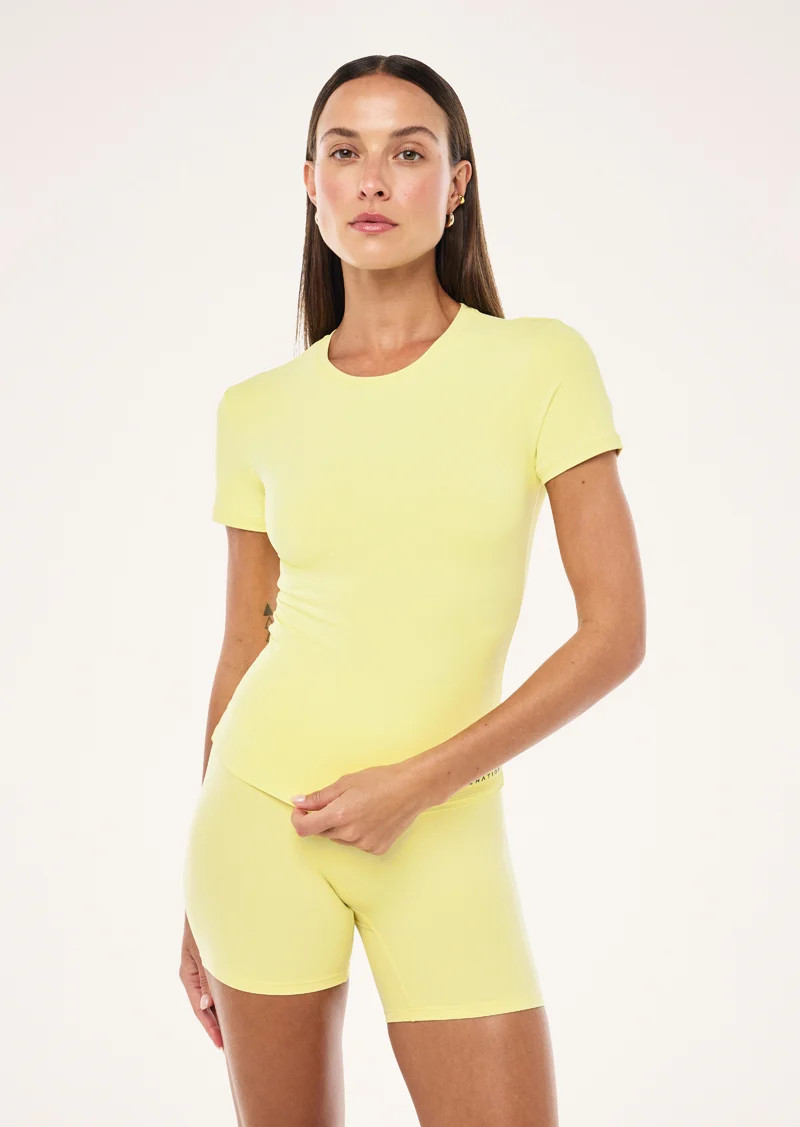 FOUNDATION SHORT SLEEVE TEE IN LEMONADE | P.E Nation AU