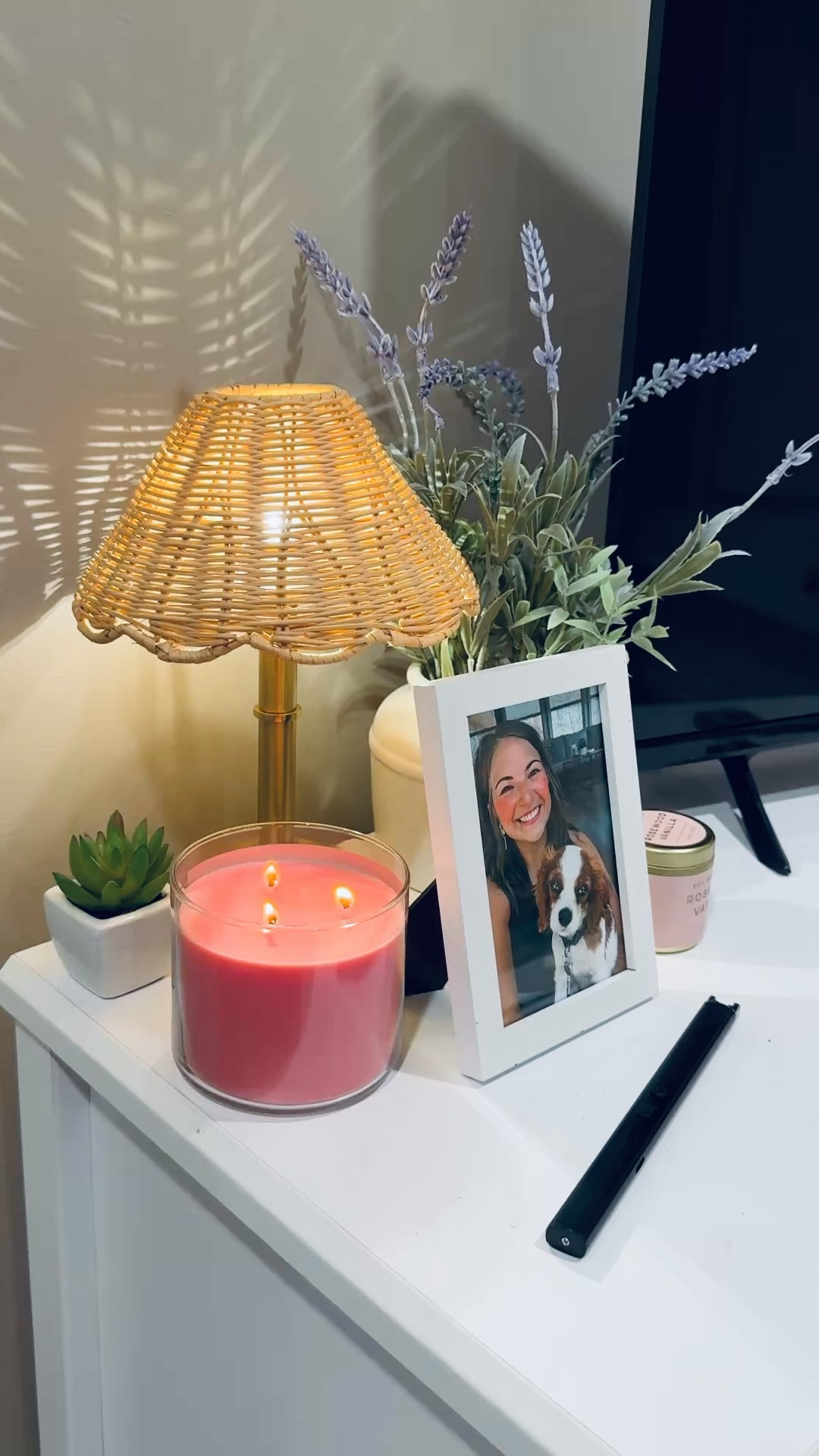 Seriously the cutest cordless rechargeable lamp! I’m obsessed with this style. I got the 11” one & am already eyeing the 16” one! 

 