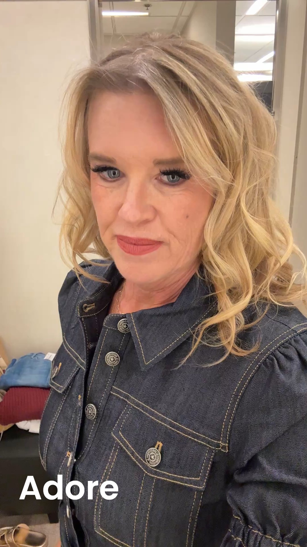 🚨 Nordstrom Sale

This denim dress is so so good! By Cinq d Sept 
Wear it now with a darling heel or flat sandal and come fall with boots



#LTKStyleTip #LTKSaleAlert