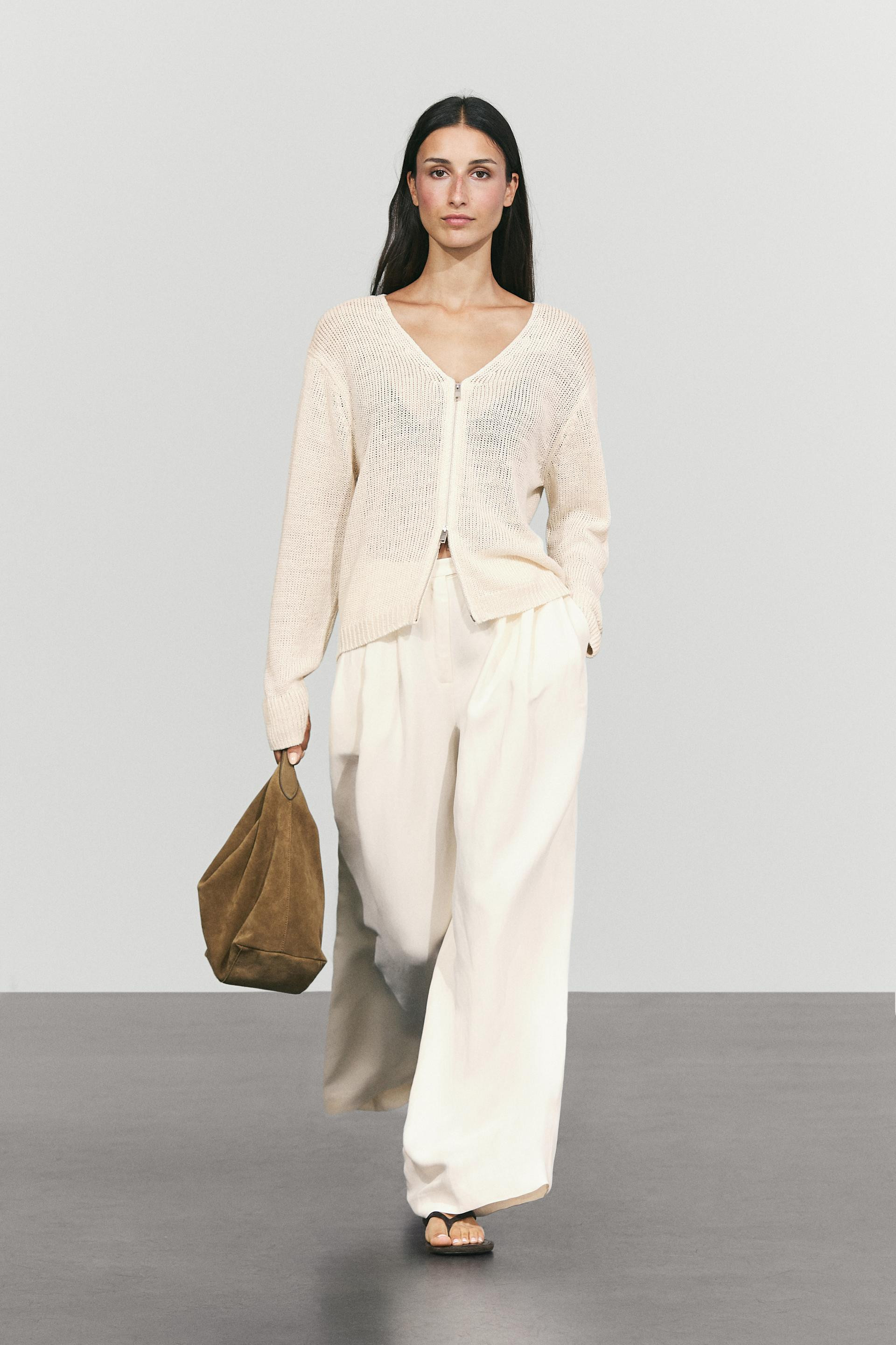 Flowing wide-leg linen pants | Zara US