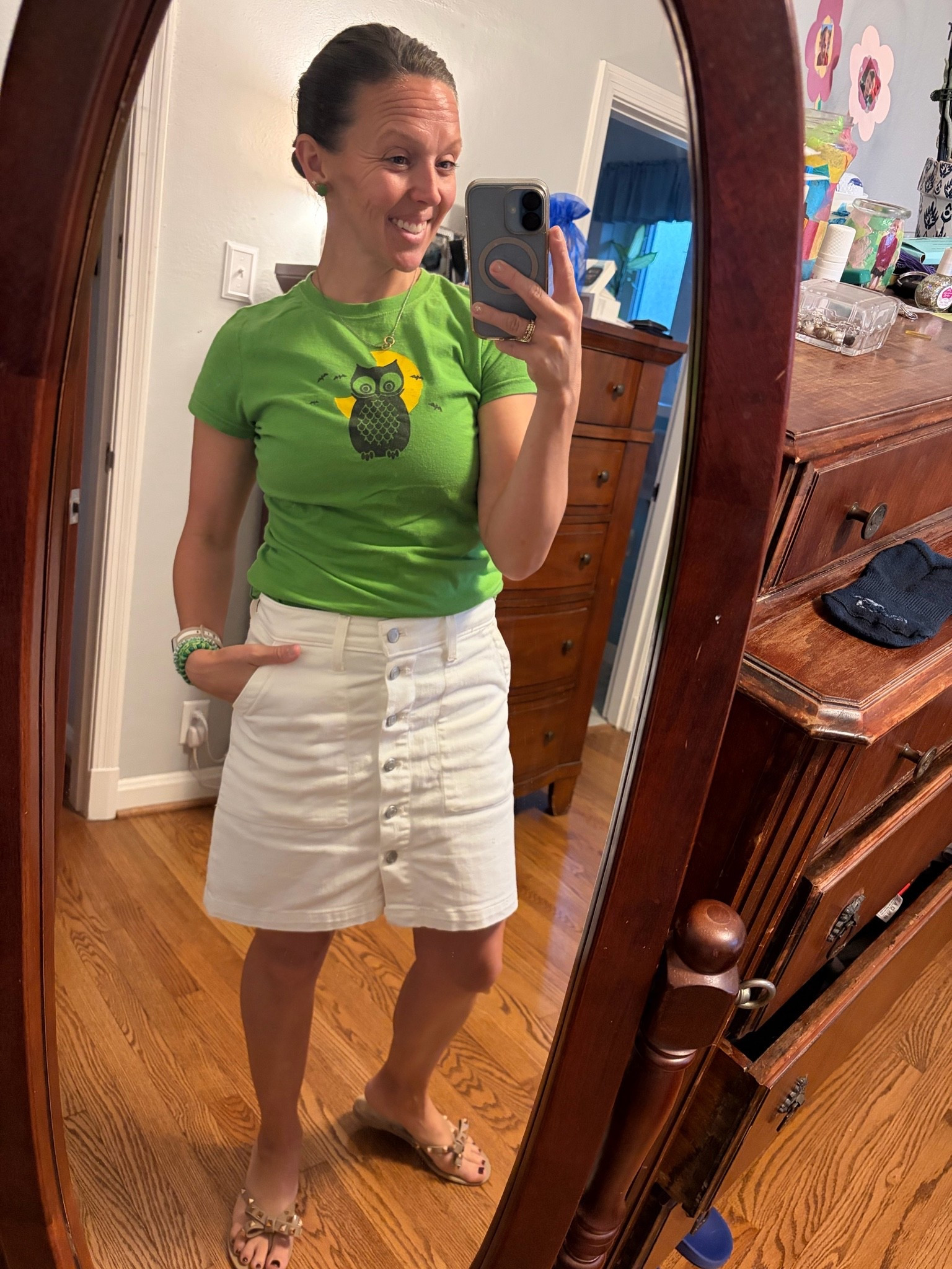 Teacher ootd - time for Halloween tops :)