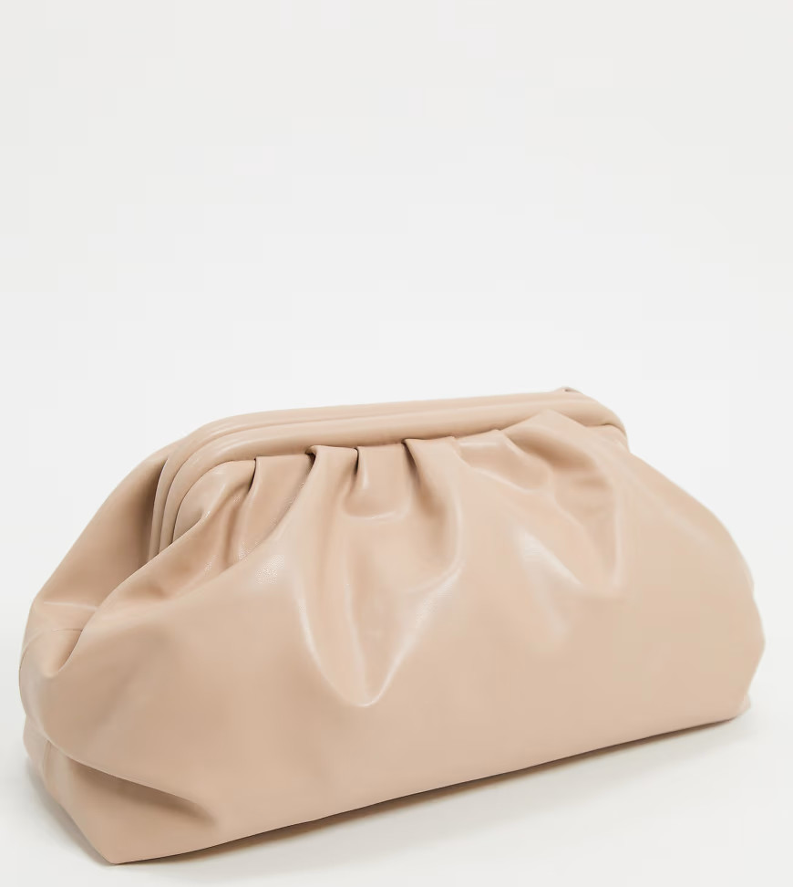 Glamorous Exclusive oversized slouchy pillow clutch bag in camel-Beige | ASOS (Global)