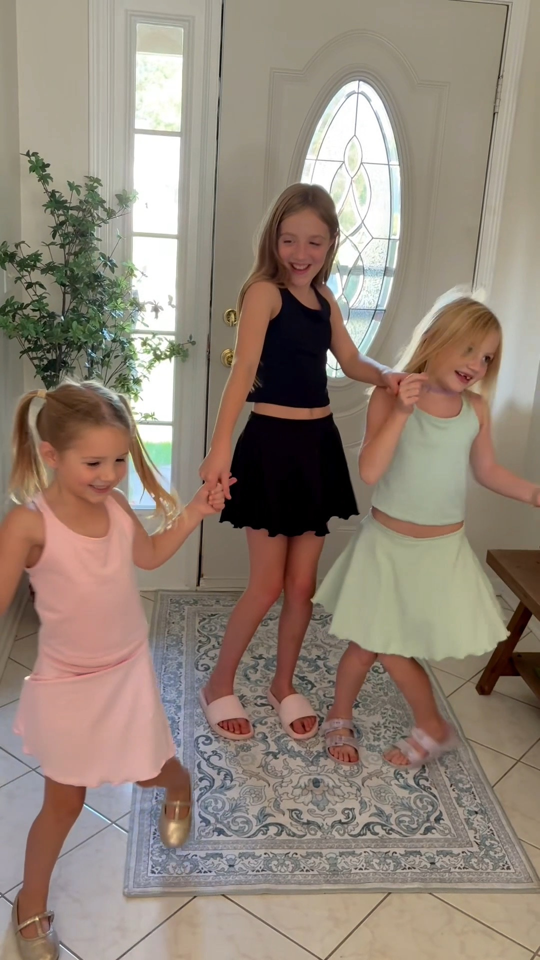 #ad Back to school means back to activities for our family. I love that old navy has mix and match styles that make it easy to go from school to practice. This is a huge help 
Taking something off my plate. Plus, it allows the girls to make their own outfit choices, and build confidence in their personal style! 

@oldnavy #oldnavypartner

#LTKKids #LTKSeasonal #LTKSaleAlert