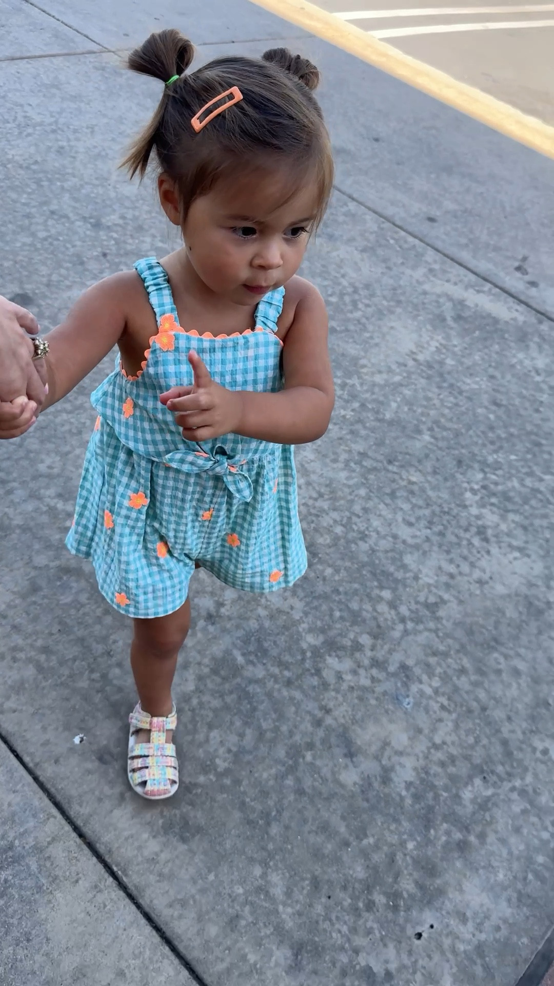 Romper & shoes run TTS

Toddler girl fashion
Toddler girl outfit
Toddler girl style
Spring outfit
Summer outfit
Zara style


#LTKmomlife #LTKKids #LTKootd